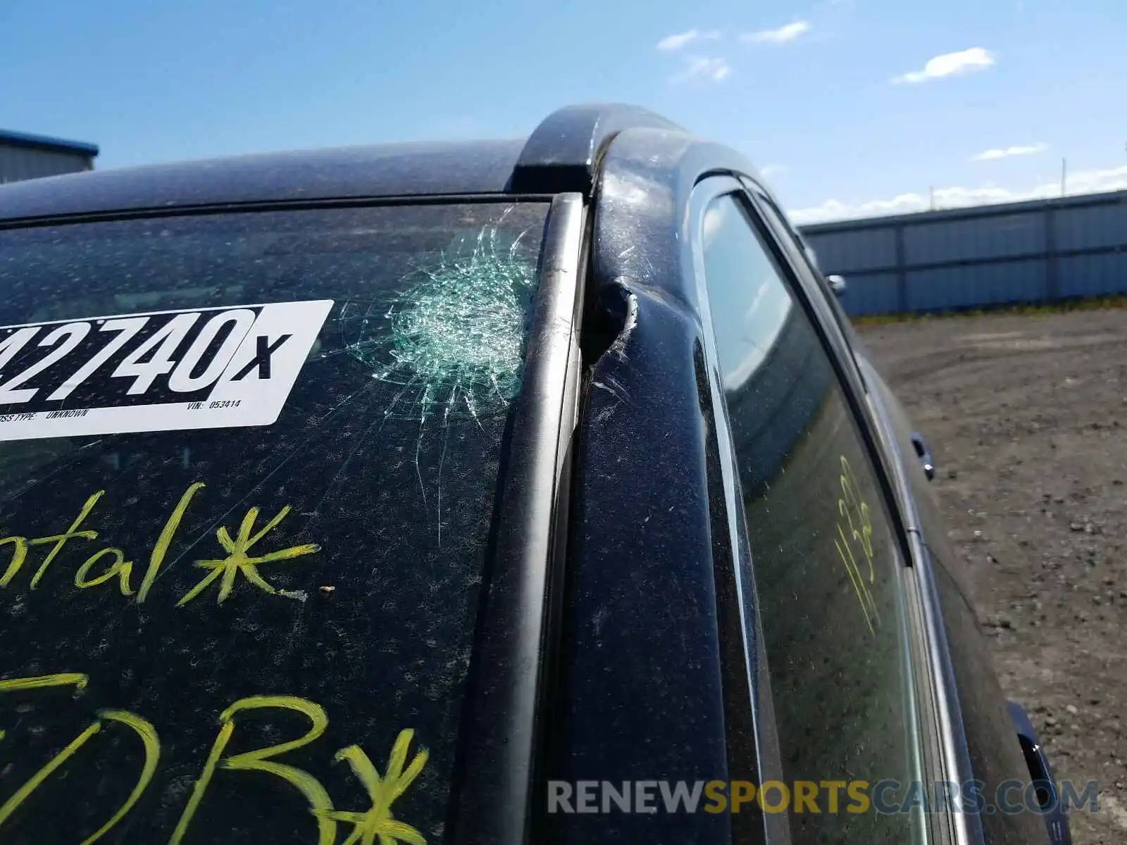 9 Photograph of a damaged car 2T3W1RFV4LC053414 TOYOTA RAV4 2020