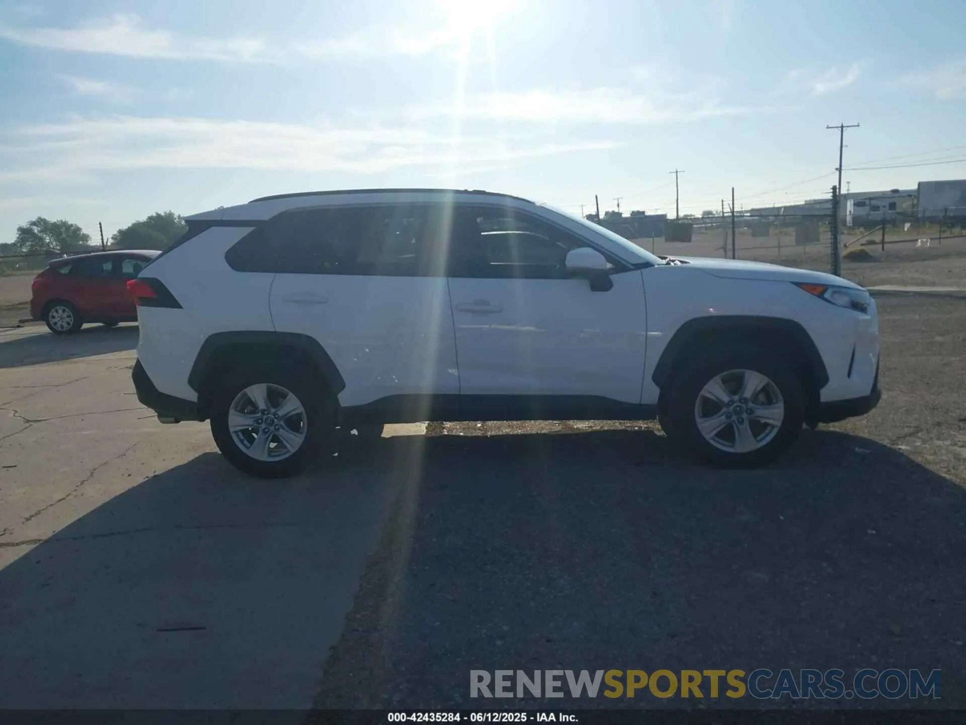 13 Photograph of a damaged car 2T3W1RFV4LC064364 TOYOTA RAV4 2020
