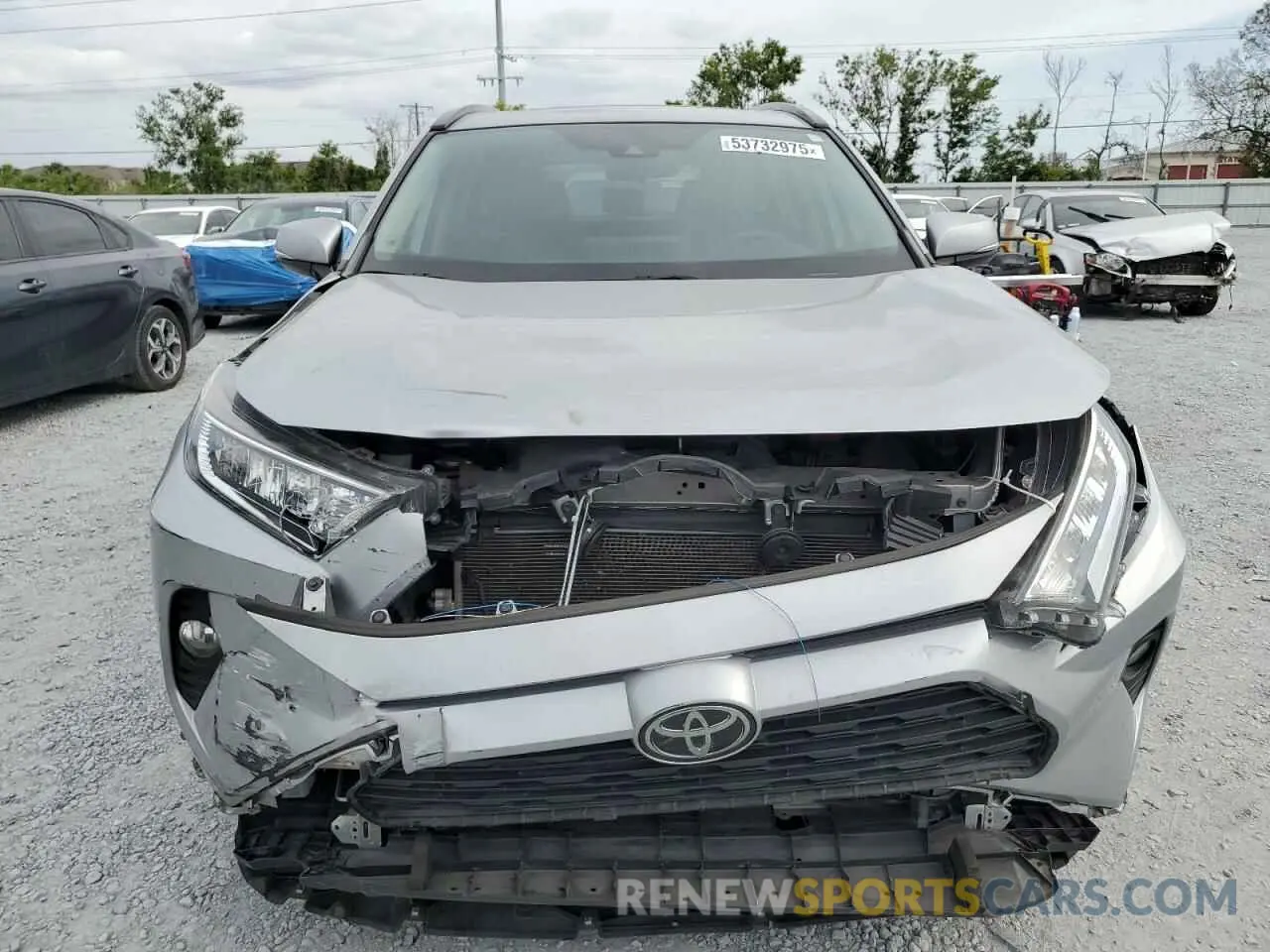5 Photograph of a damaged car 2T3W1RFV4LC074991 TOYOTA RAV4 2020