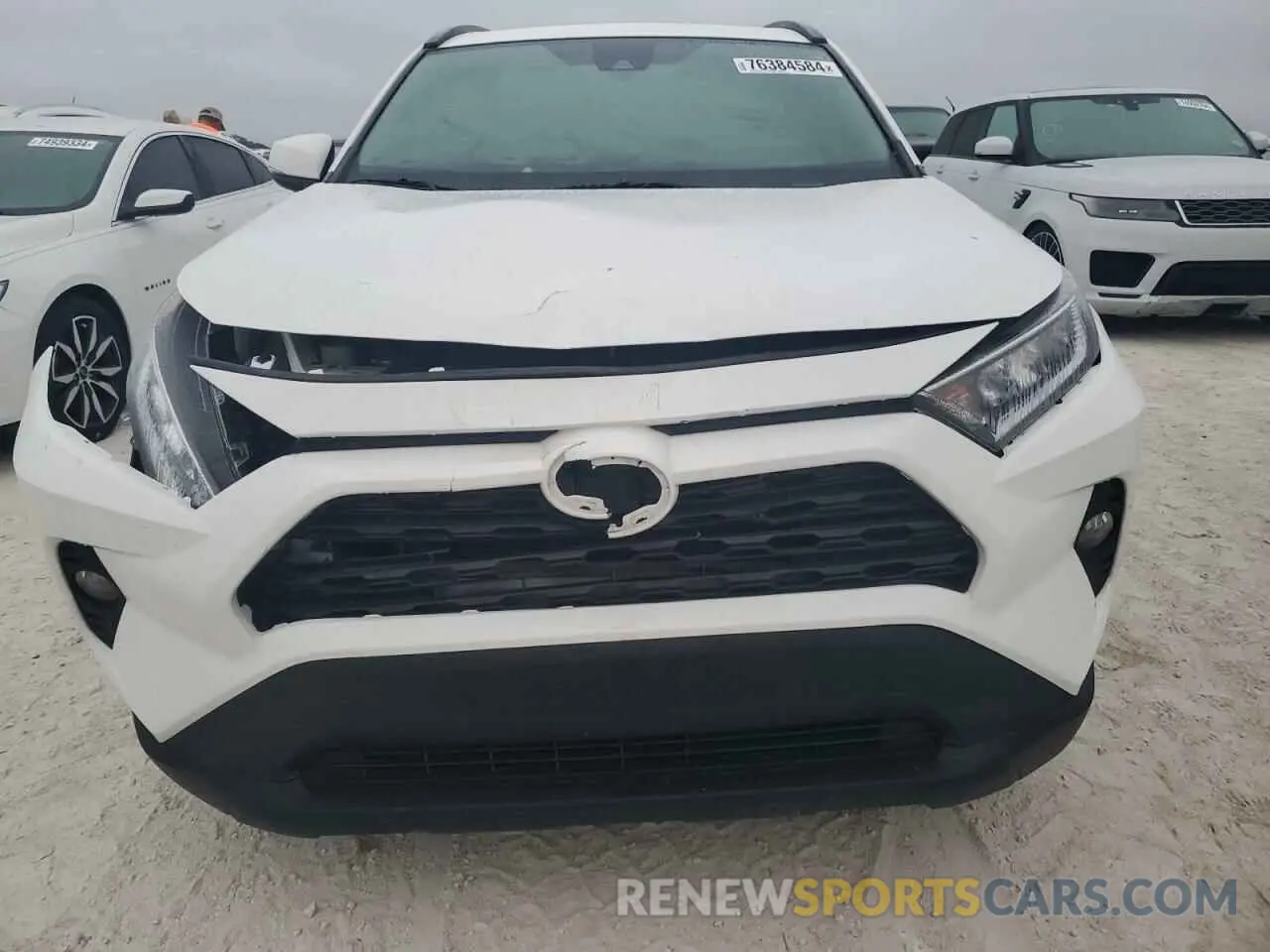 5 Photograph of a damaged car 2T3W1RFV4LC077941 TOYOTA RAV4 2020
