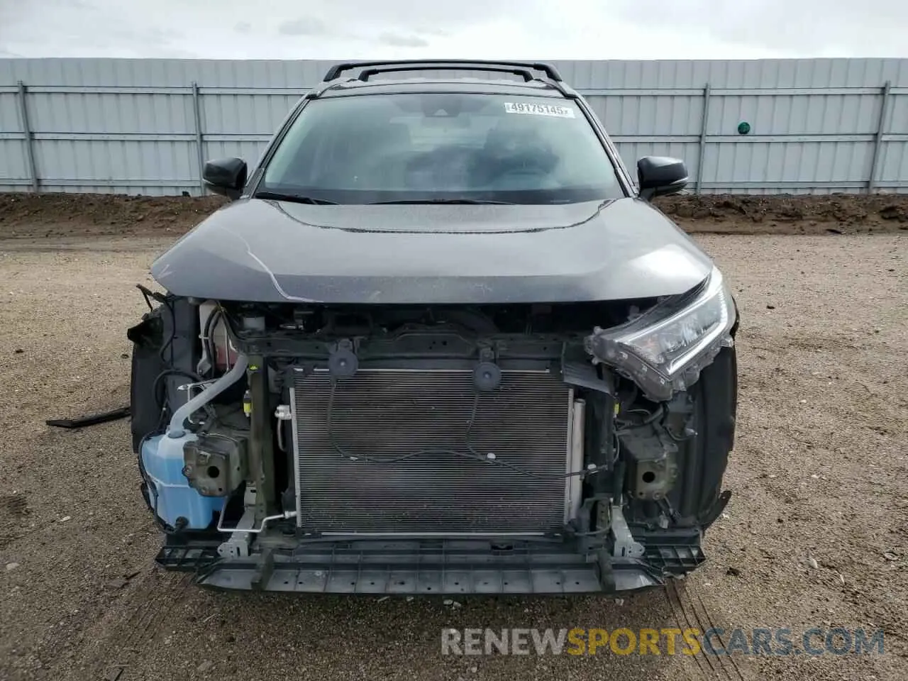 5 Photograph of a damaged car 2T3W1RFV4LW064167 TOYOTA RAV4 2020