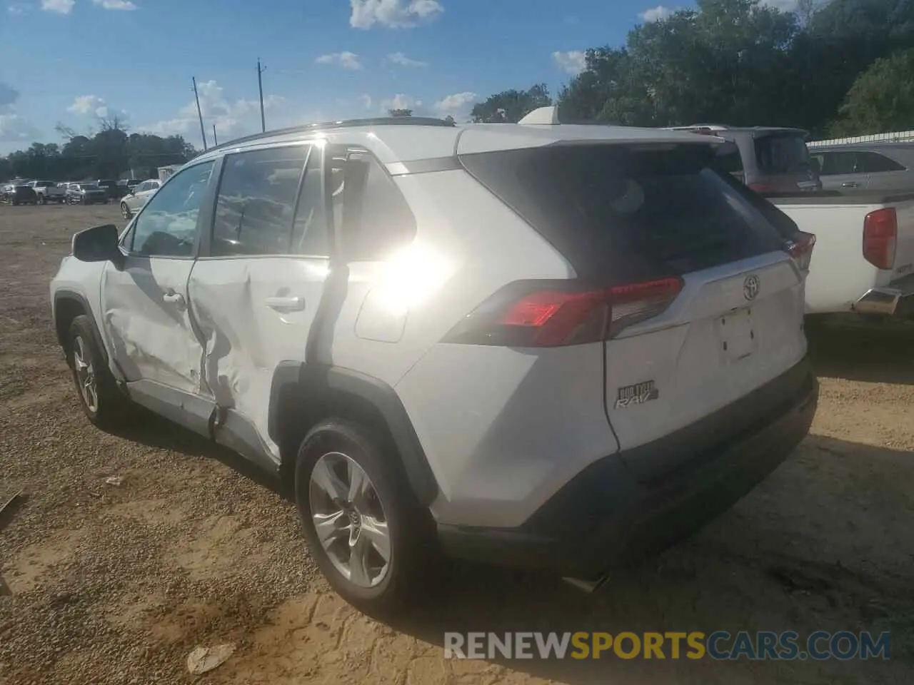 2 Photograph of a damaged car 2T3W1RFV4LW066825 TOYOTA RAV4 2020