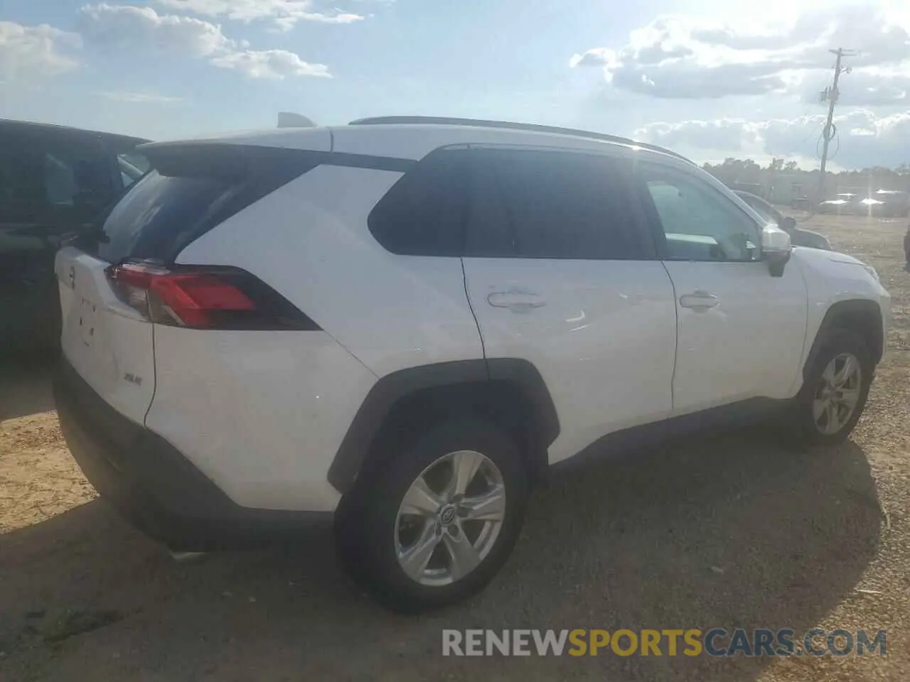 3 Photograph of a damaged car 2T3W1RFV4LW066825 TOYOTA RAV4 2020