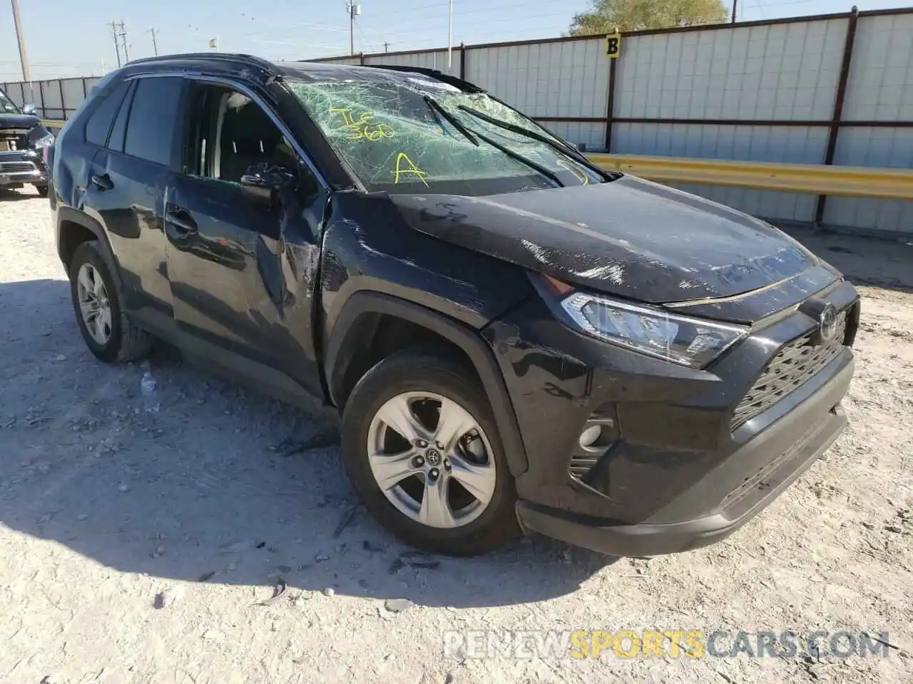 1 Photograph of a damaged car 2T3W1RFV4LW077078 TOYOTA RAV4 2020