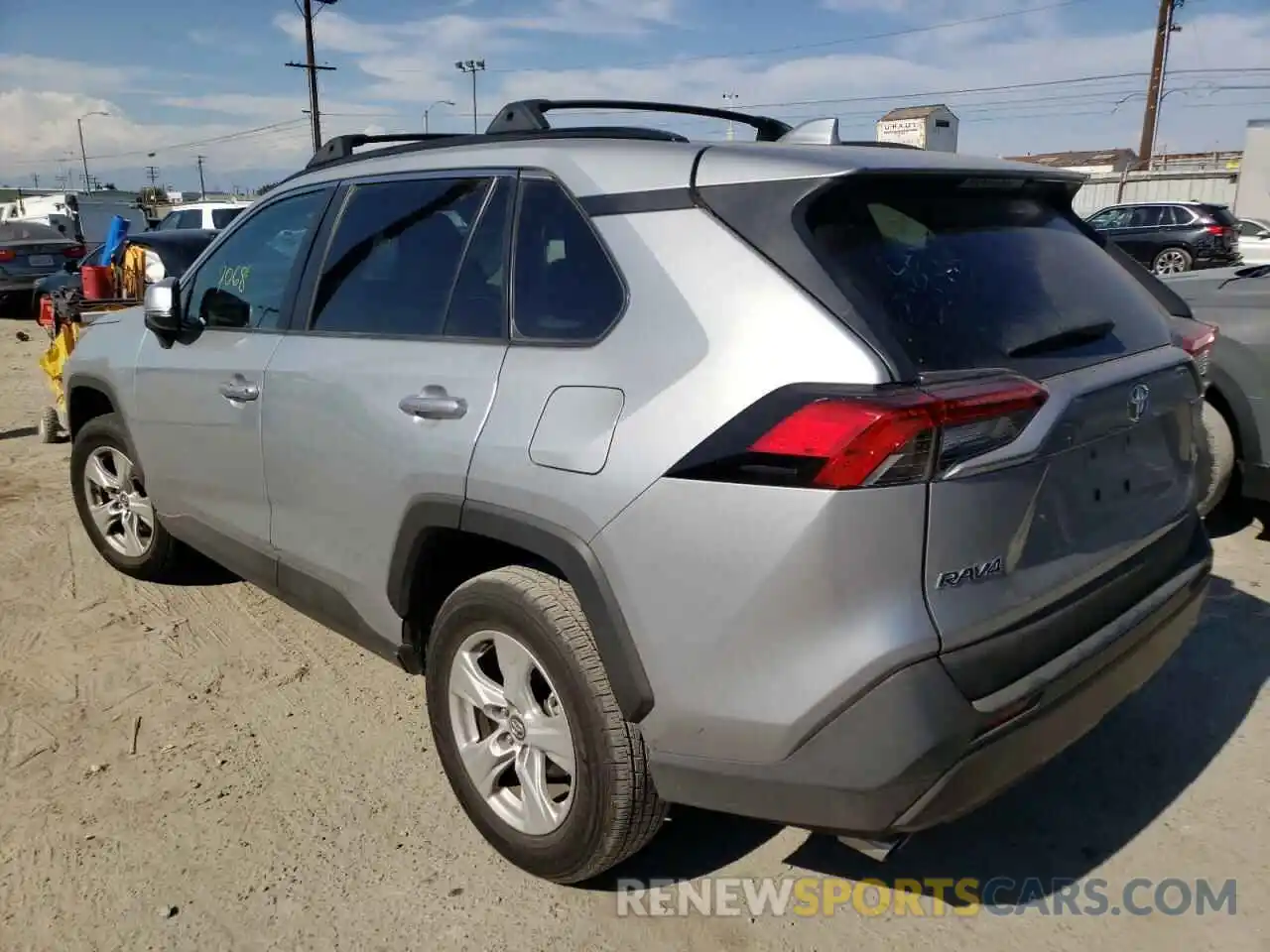 3 Photograph of a damaged car 2T3W1RFV4LW083625 TOYOTA RAV4 2020