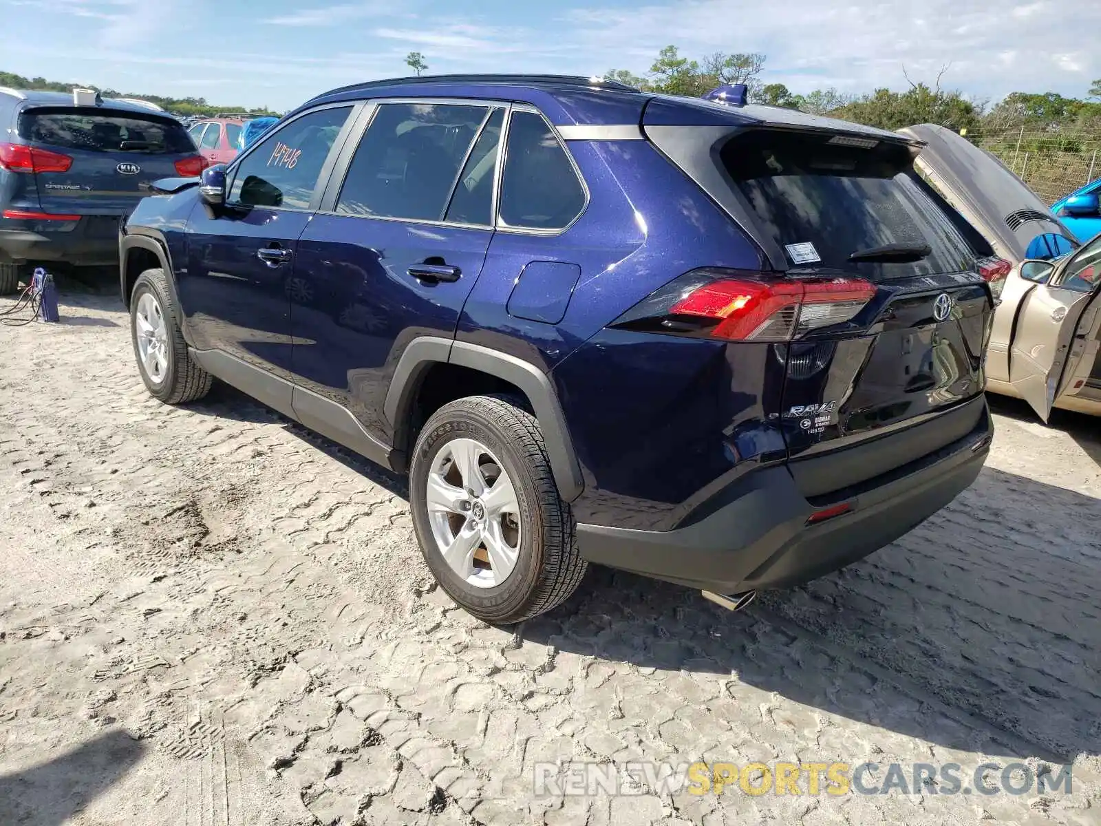 3 Photograph of a damaged car 2T3W1RFV4LW086055 TOYOTA RAV4 2020