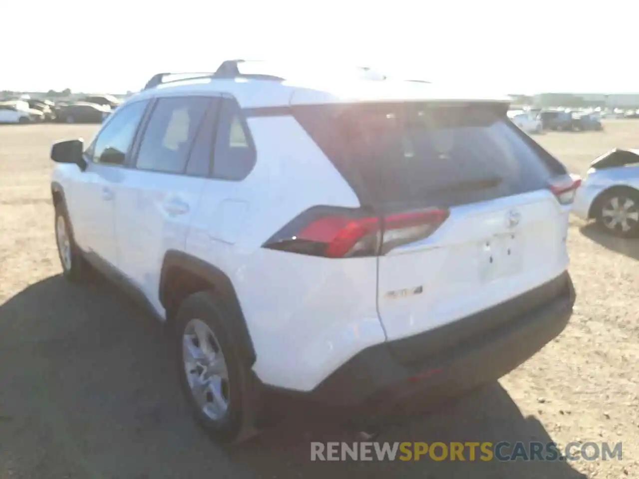 3 Photograph of a damaged car 2T3W1RFV4LW091076 TOYOTA RAV4 2020