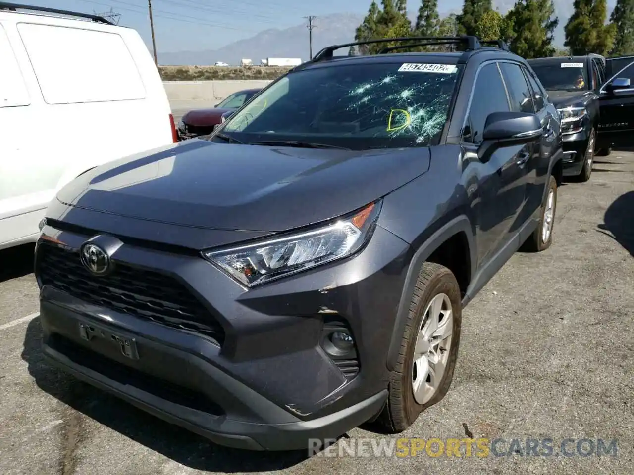 2 Photograph of a damaged car 2T3W1RFV4LW092034 TOYOTA RAV4 2020