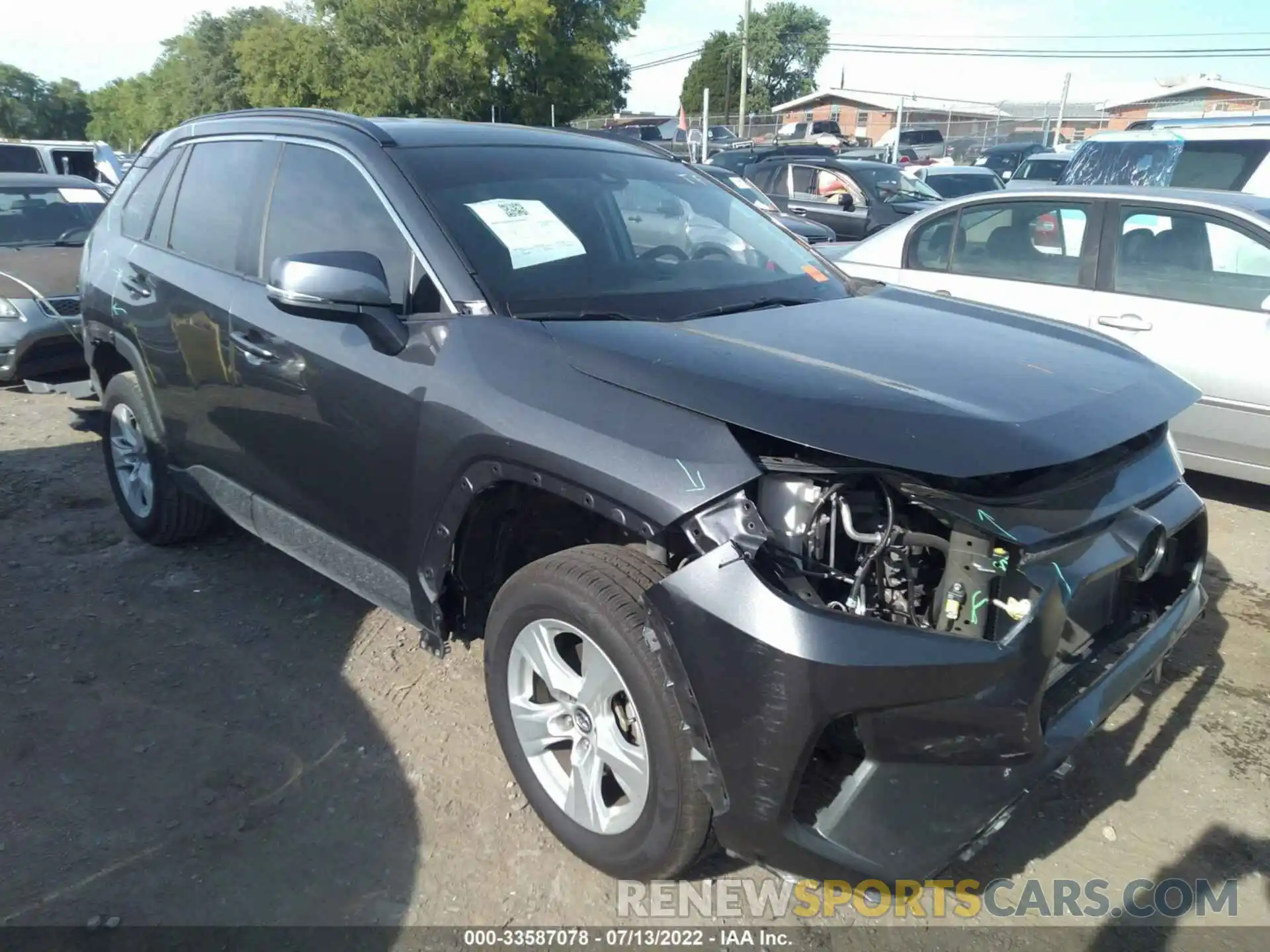 1 Photograph of a damaged car 2T3W1RFV5LC042132 TOYOTA RAV4 2020