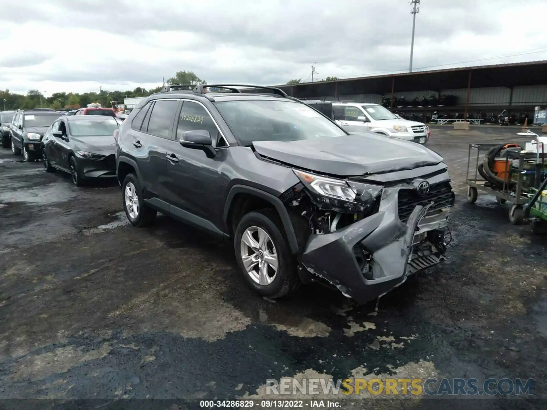 1 Photograph of a damaged car 2T3W1RFV5LC045287 TOYOTA RAV4 2020