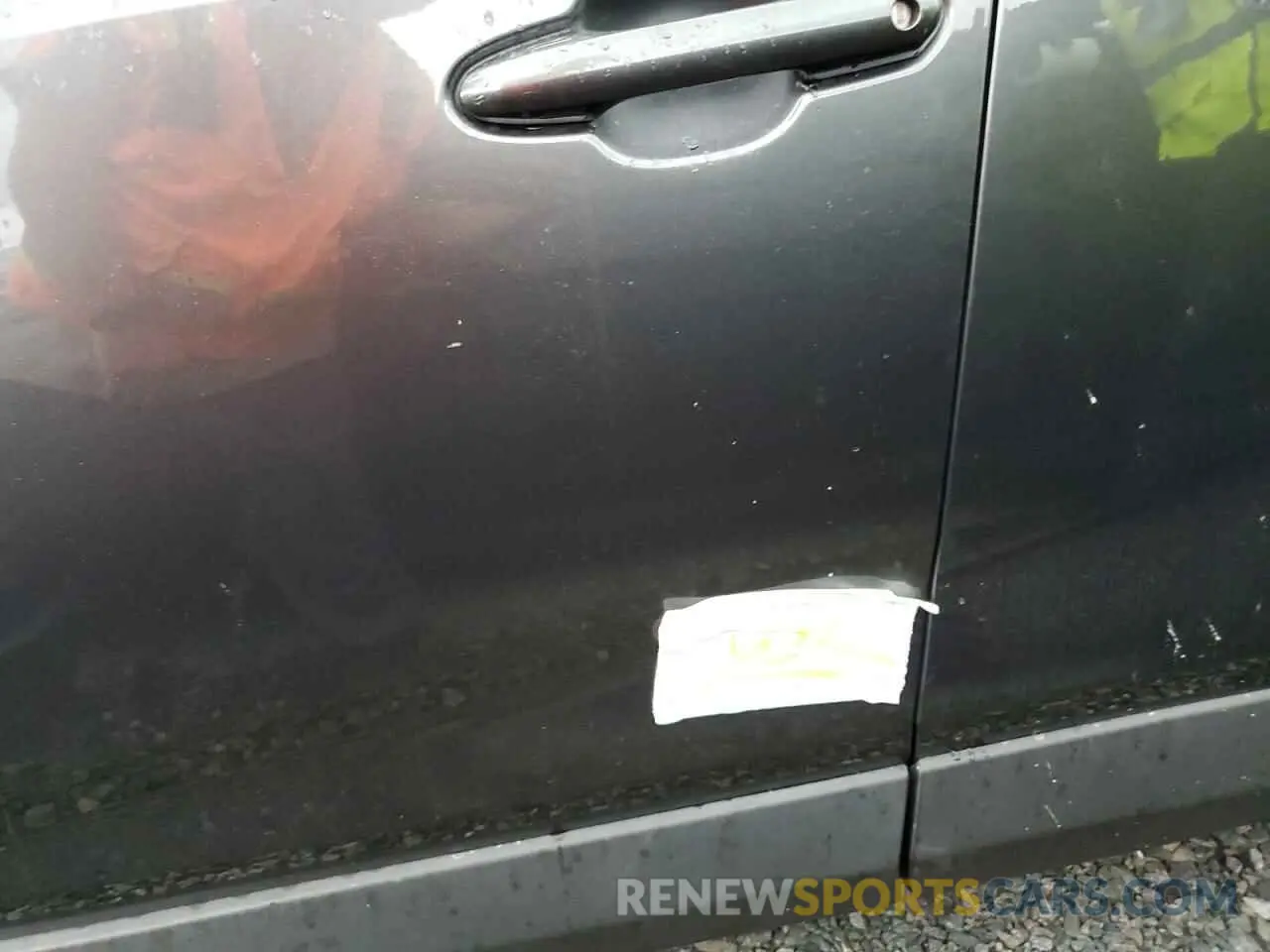 13 Photograph of a damaged car 2T3W1RFV5LC053213 TOYOTA RAV4 2020