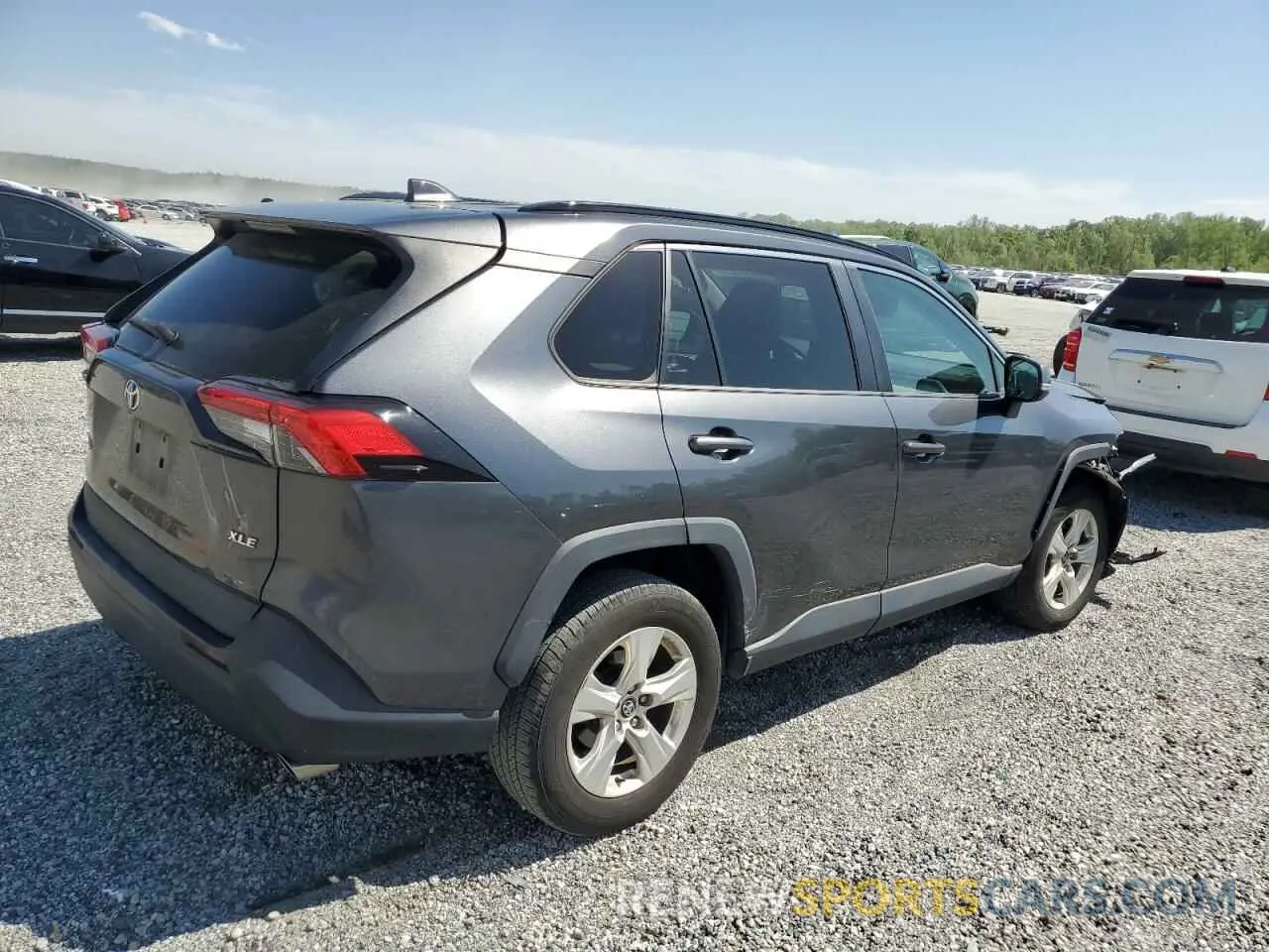 3 Photograph of a damaged car 2T3W1RFV5LC054877 TOYOTA RAV4 2020