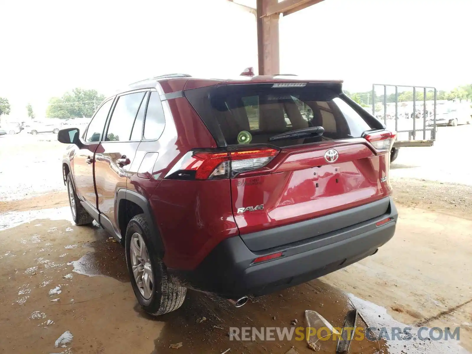 3 Photograph of a damaged car 2T3W1RFV5LC064986 TOYOTA RAV4 2020