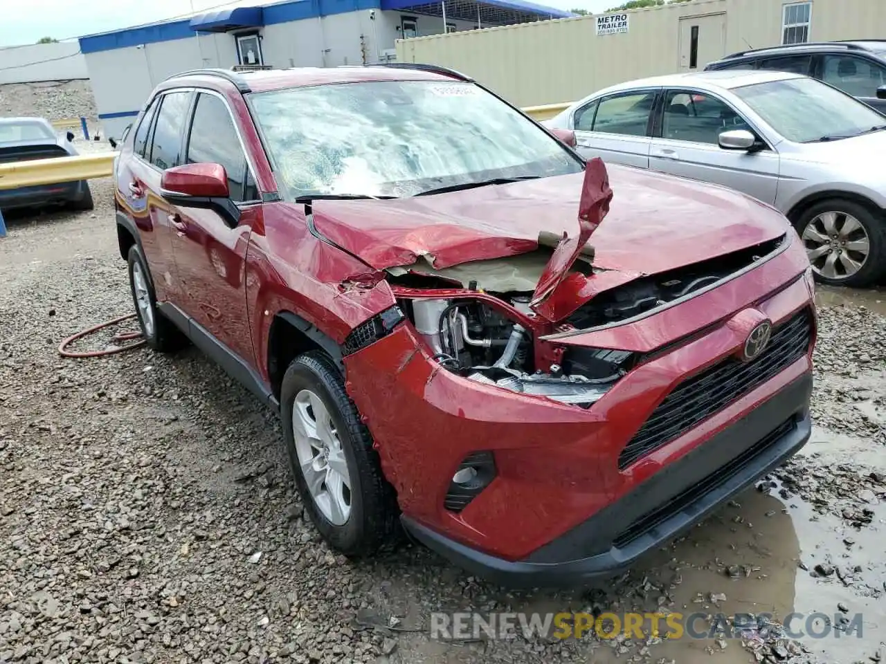 1 Photograph of a damaged car 2T3W1RFV5LC068603 TOYOTA RAV4 2020