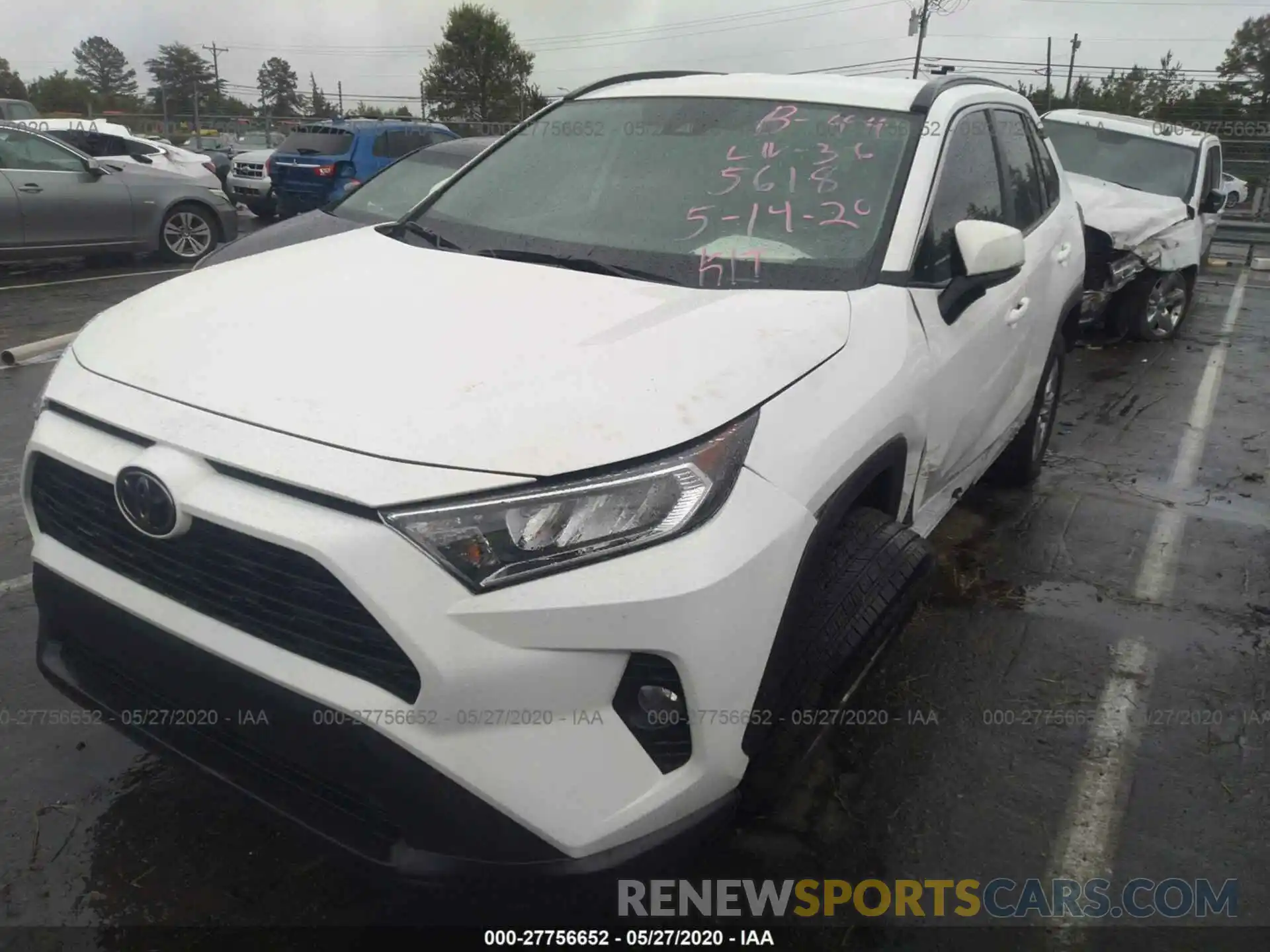 2 Photograph of a damaged car 2T3W1RFV5LW065618 TOYOTA RAV4 2020