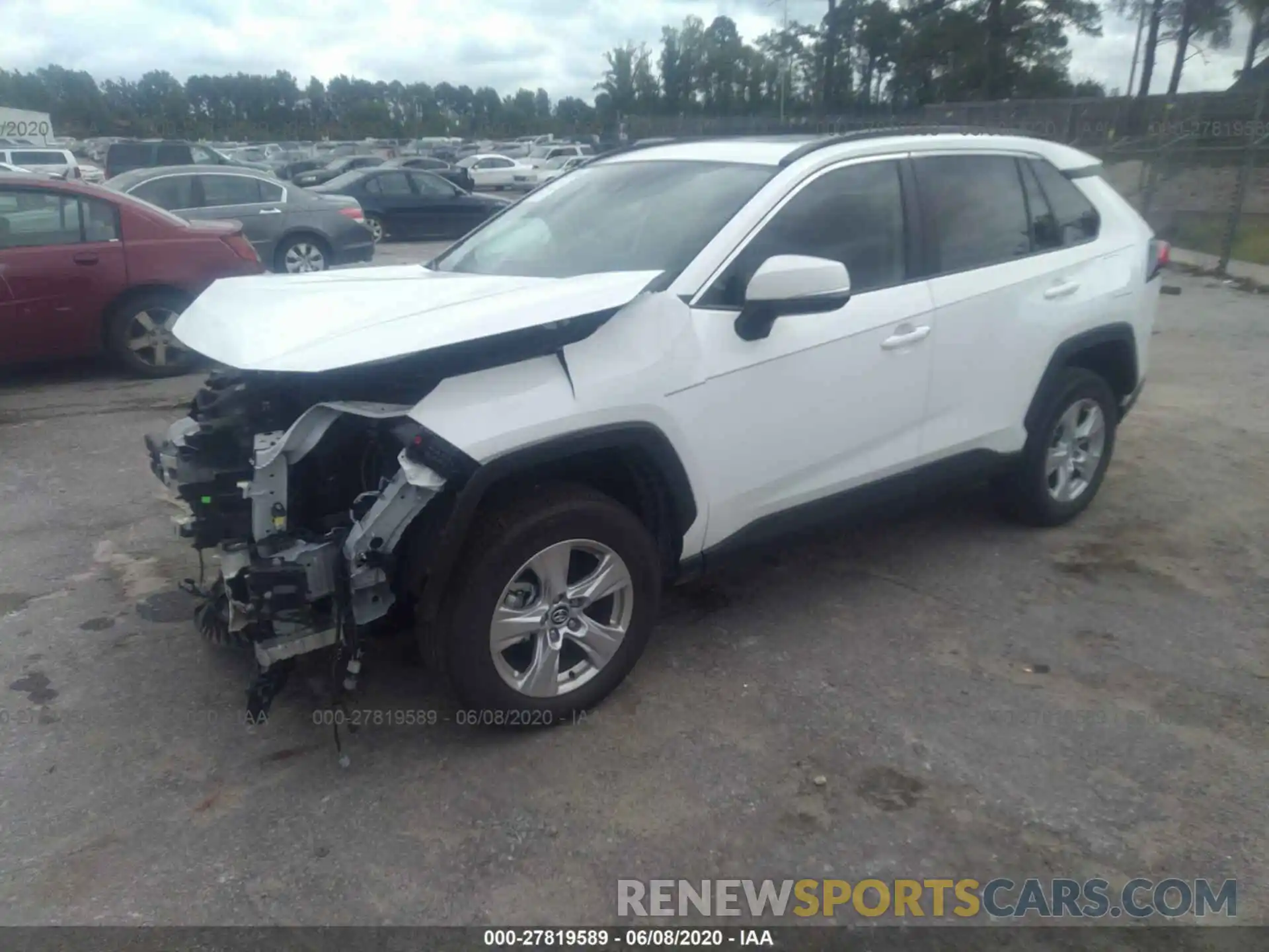 2 Photograph of a damaged car 2T3W1RFV5LW066512 TOYOTA RAV4 2020