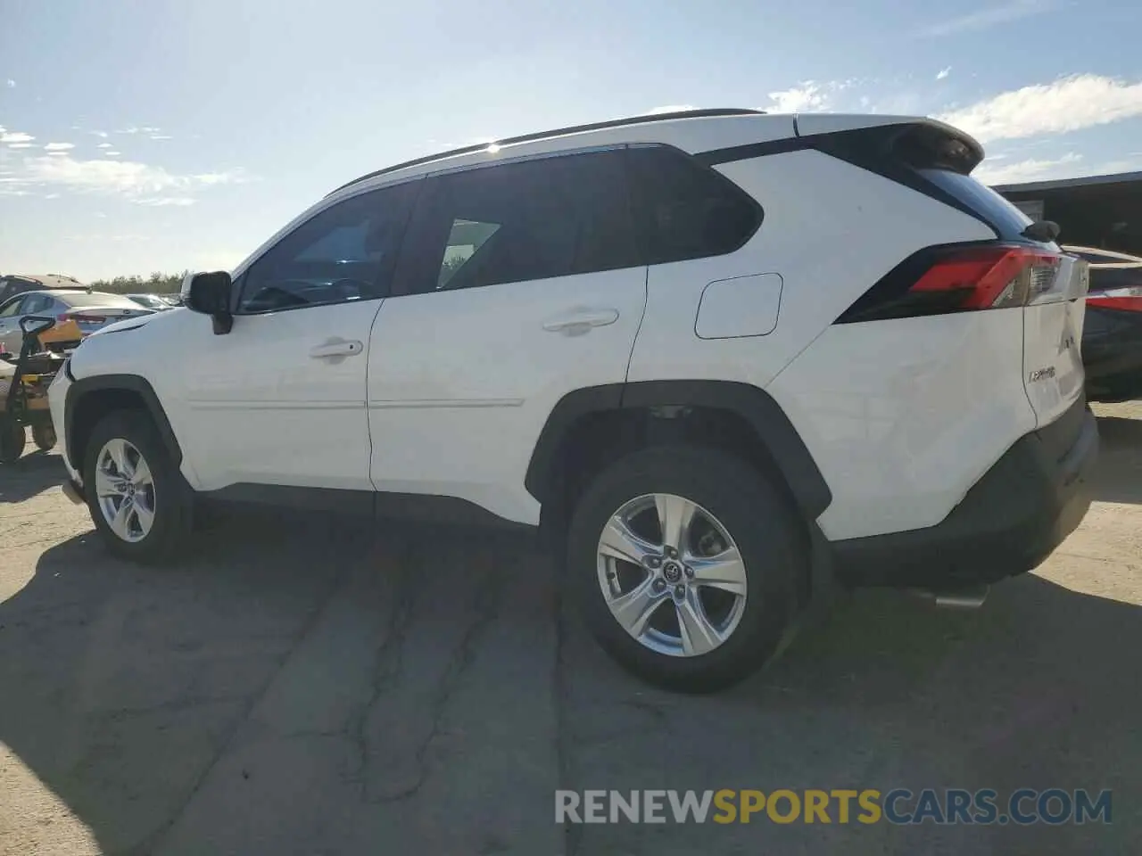 2 Photograph of a damaged car 2T3W1RFV5LW074870 TOYOTA RAV4 2020