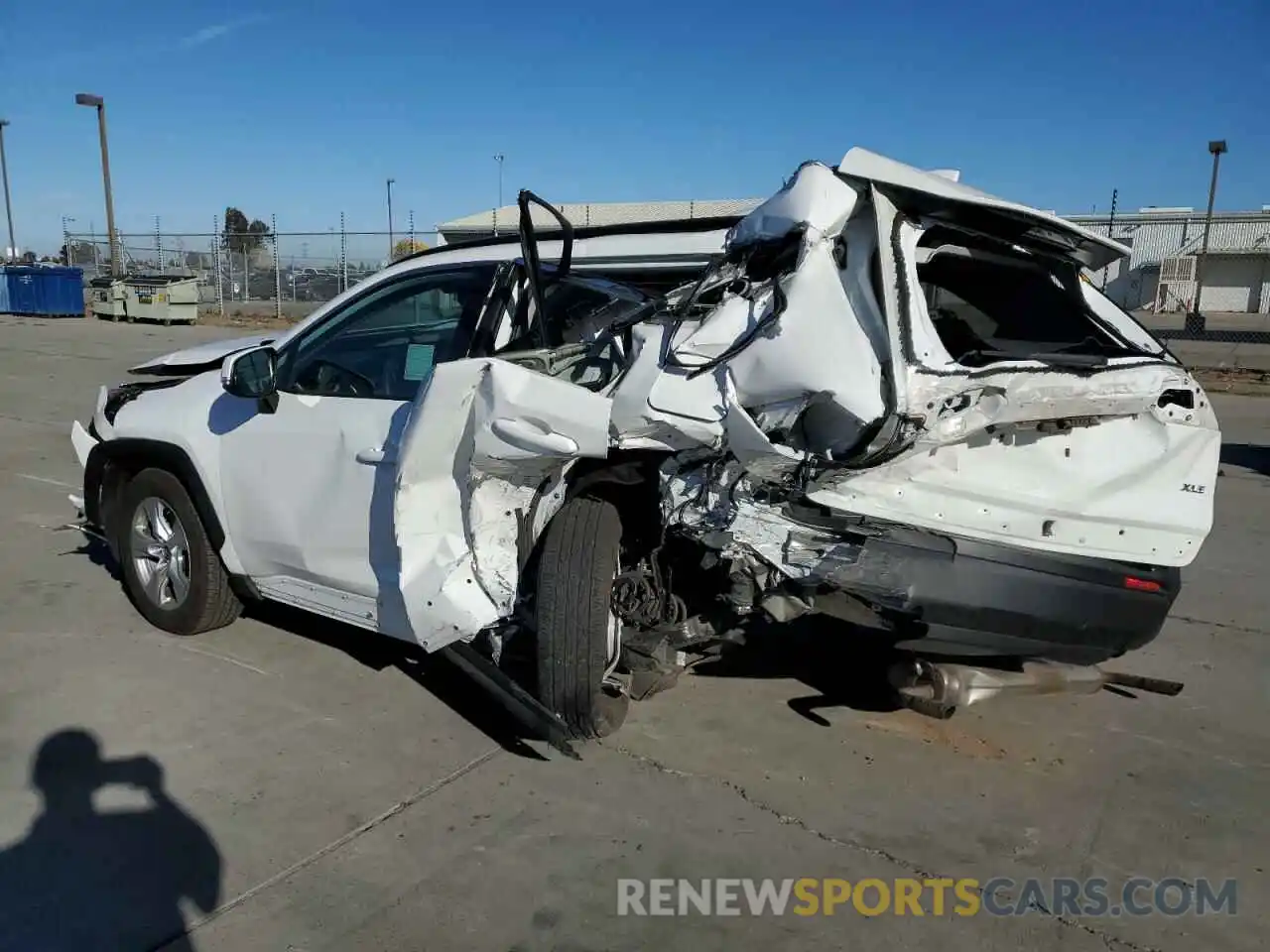 2 Photograph of a damaged car 2T3W1RFV5LW079244 TOYOTA RAV4 2020