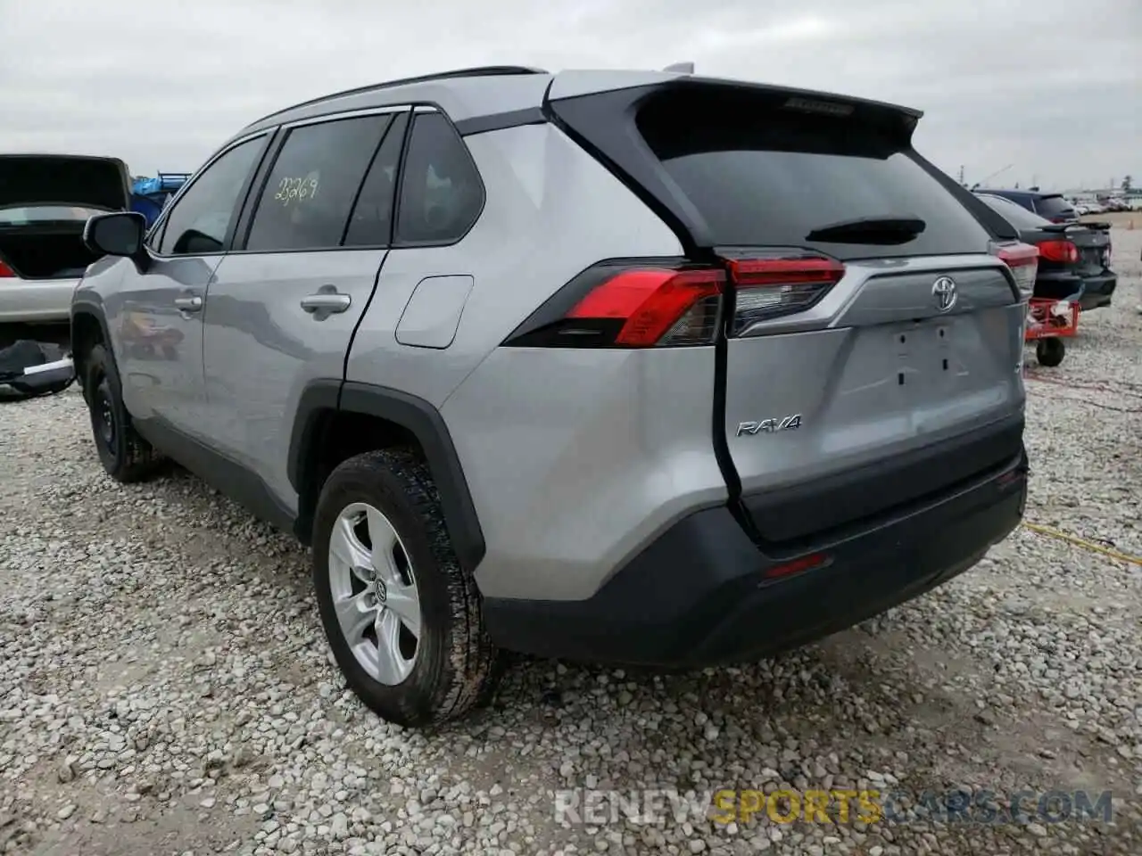 3 Photograph of a damaged car 2T3W1RFV5LW083682 TOYOTA RAV4 2020