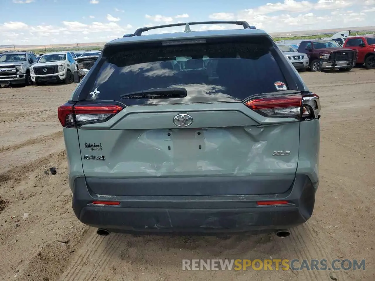 6 Photograph of a damaged car 2T3W1RFV5LW090468 TOYOTA RAV4 2020