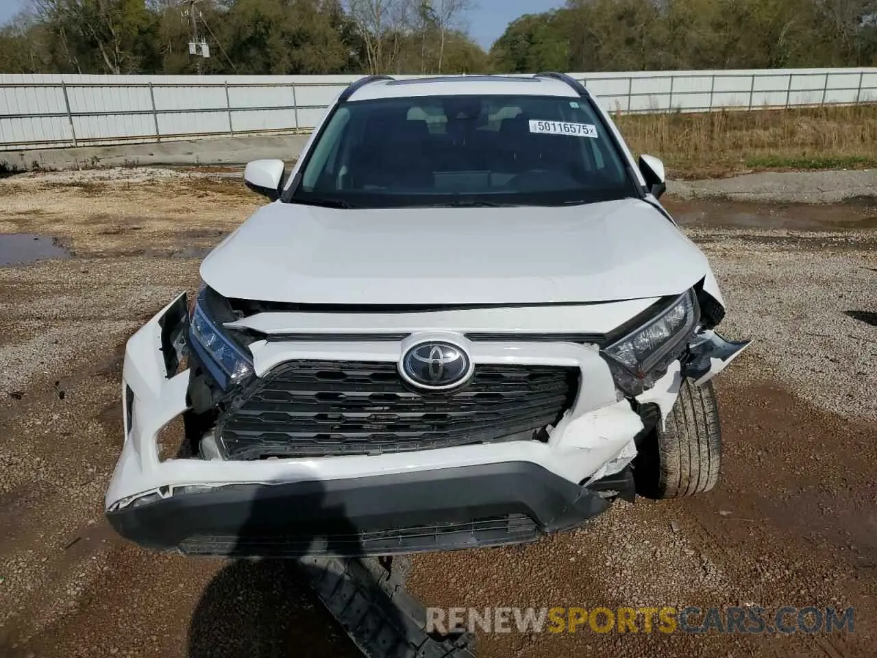5 Photograph of a damaged car 2T3W1RFV6LC042396 TOYOTA RAV4 2020