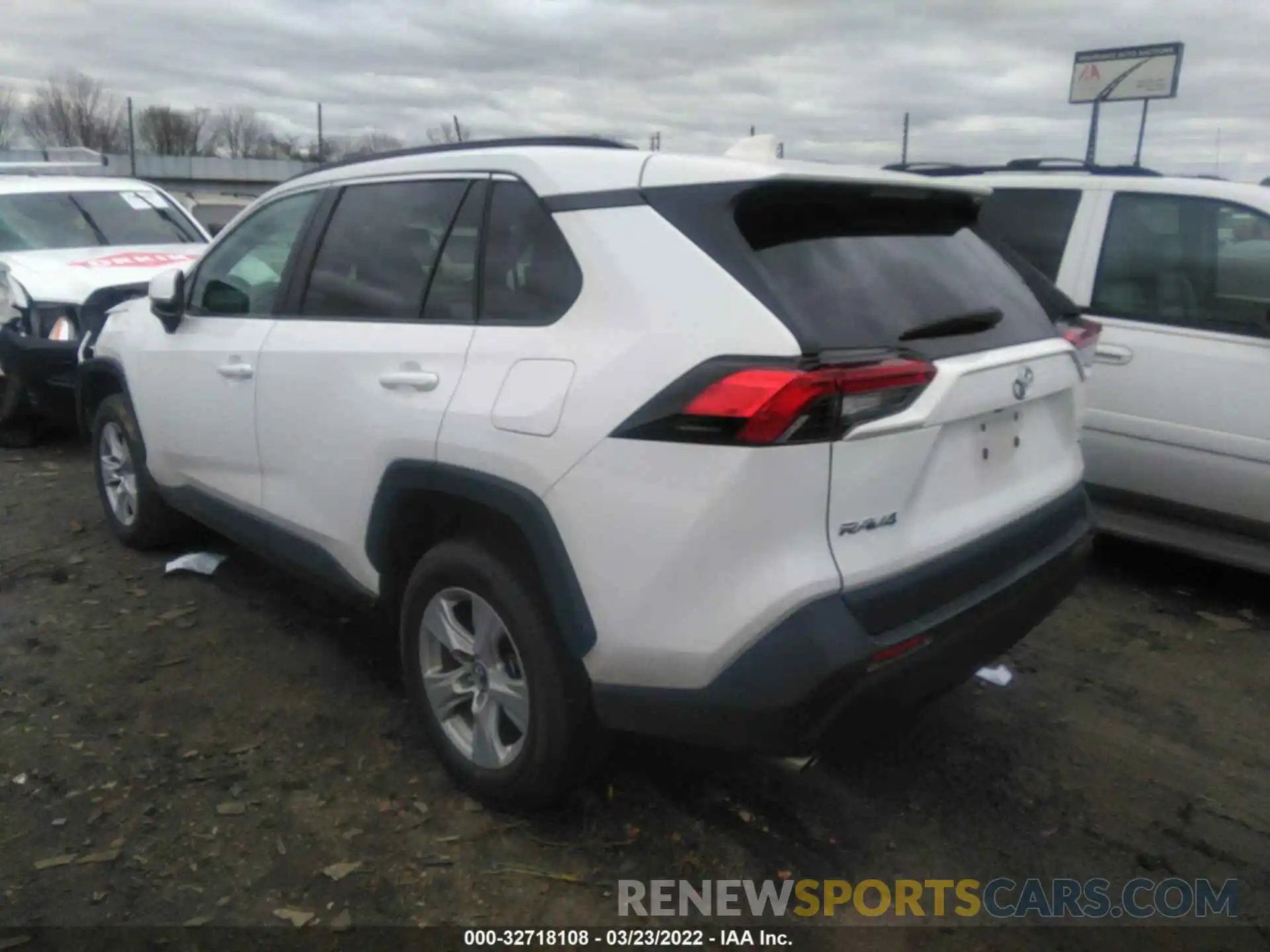 3 Photograph of a damaged car 2T3W1RFV6LC058873 TOYOTA RAV4 2020