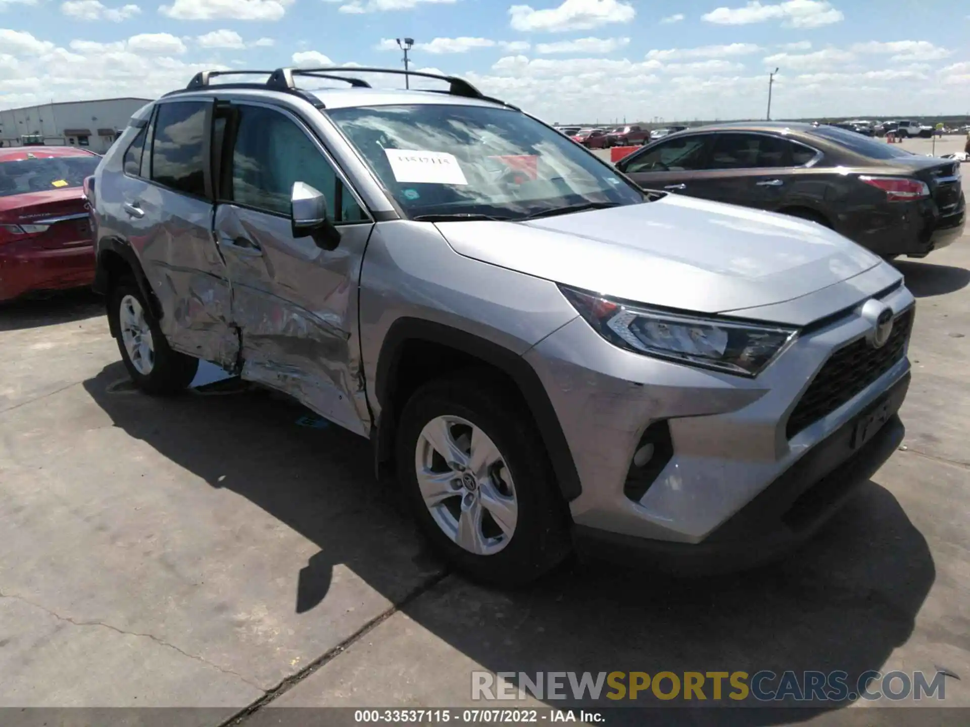 1 Photograph of a damaged car 2T3W1RFV6LC066519 TOYOTA RAV4 2020