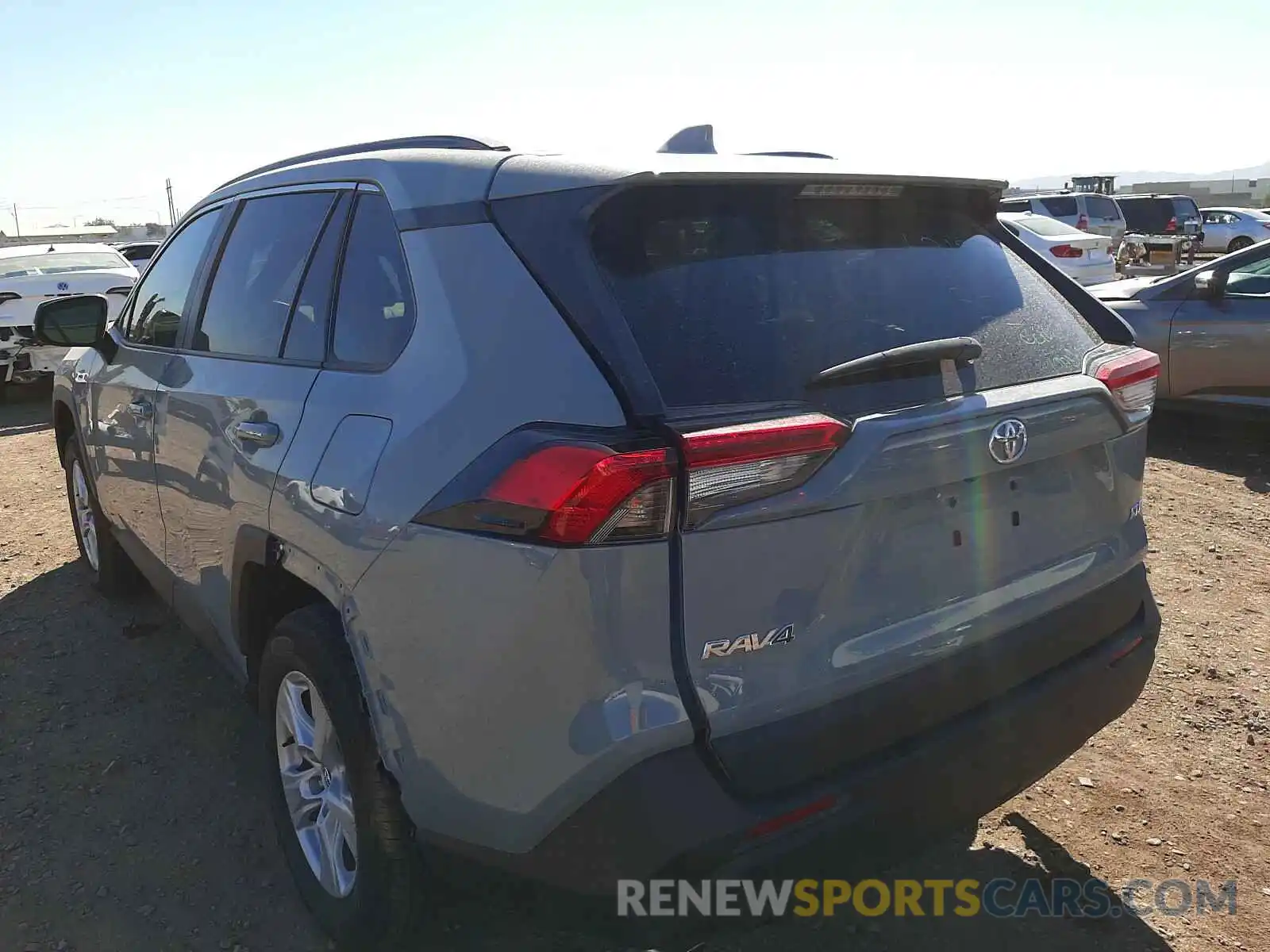 3 Photograph of a damaged car 2T3W1RFV6LC070926 TOYOTA RAV4 2020