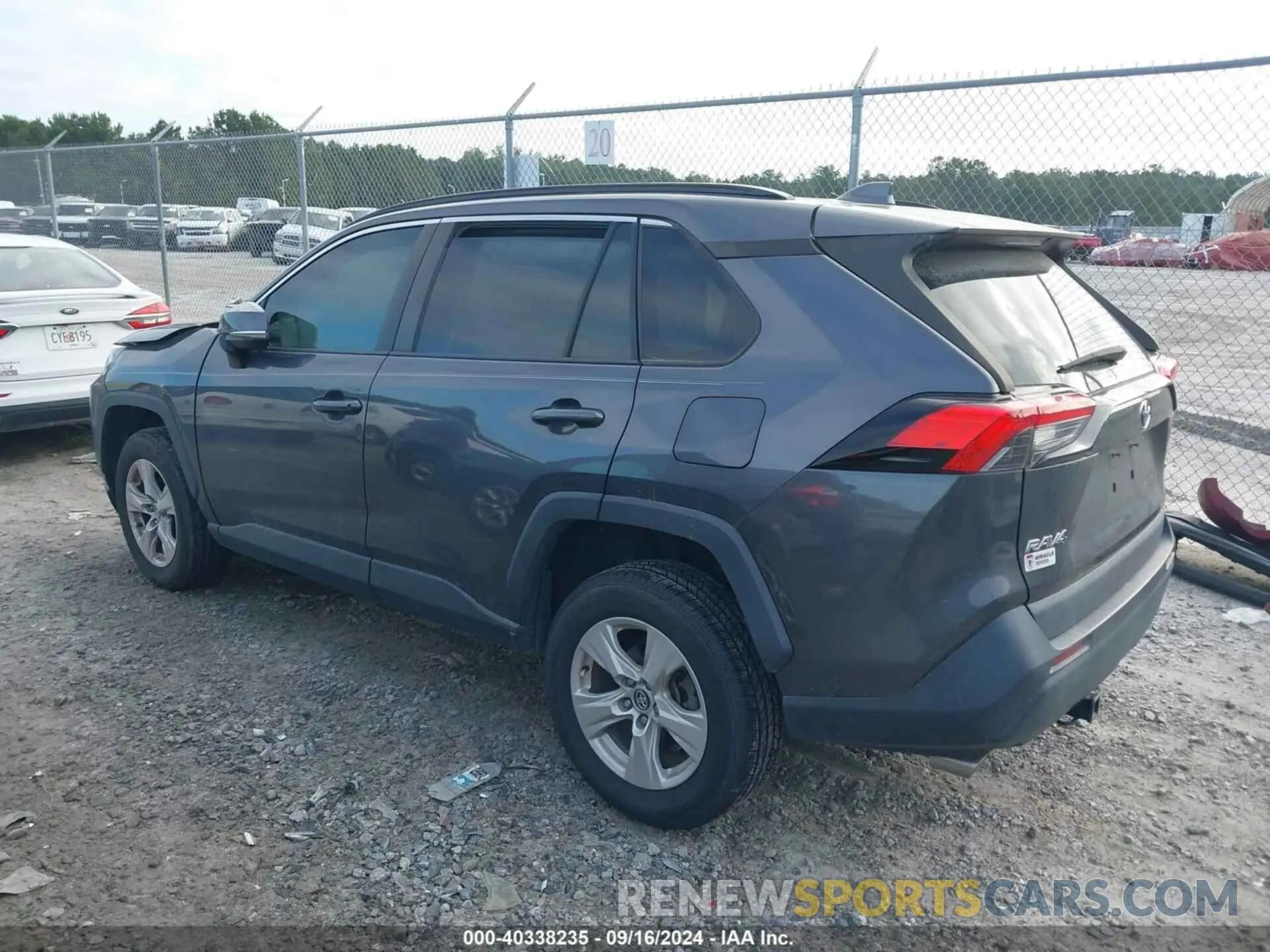 14 Photograph of a damaged car 2T3W1RFV6LW057818 TOYOTA RAV4 2020