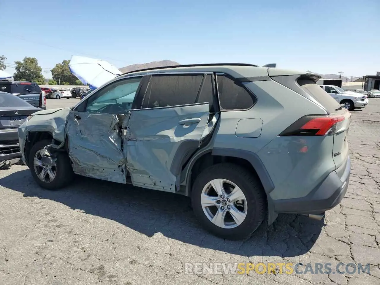 2 Photograph of a damaged car 2T3W1RFV6LW067202 TOYOTA RAV4 2020