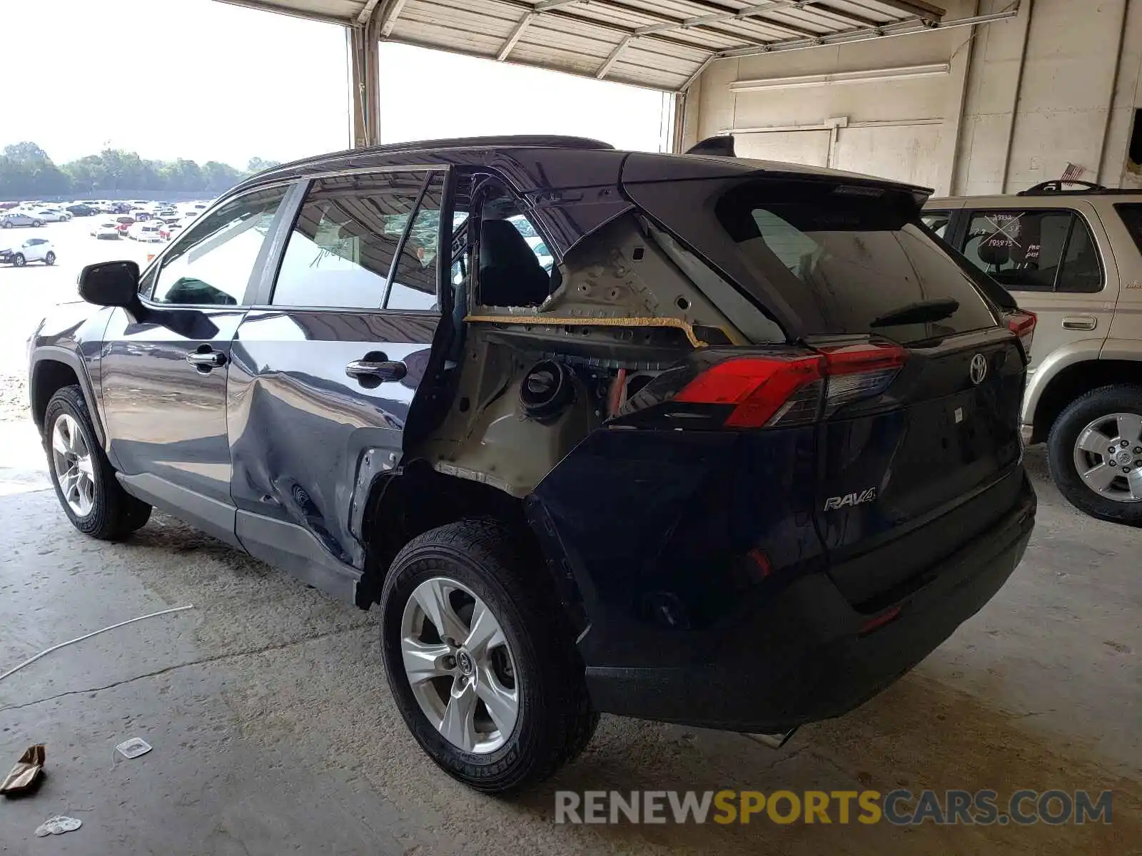 9 Photograph of a damaged car 2T3W1RFV6LW068270 TOYOTA RAV4 2020