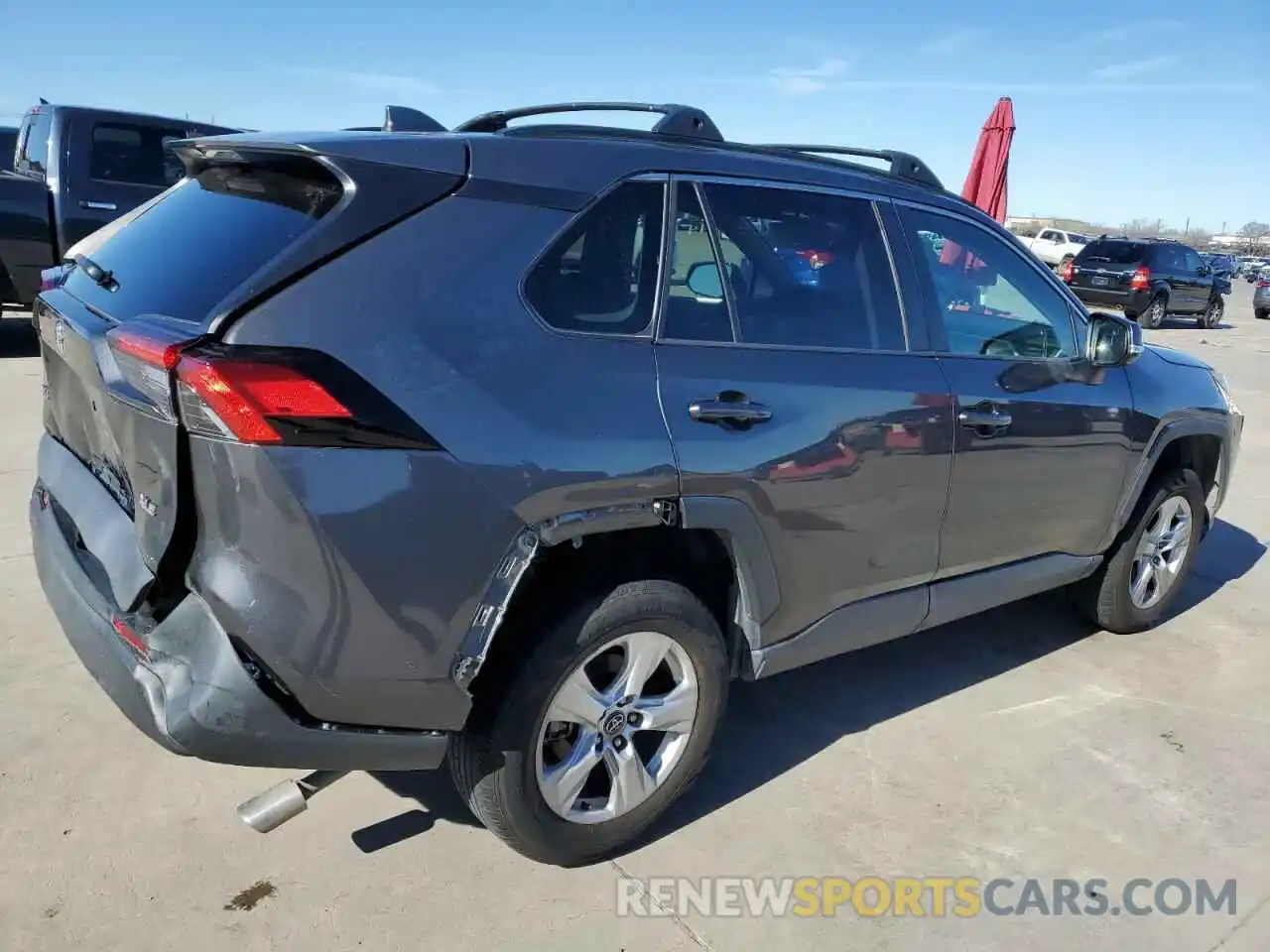 3 Photograph of a damaged car 2T3W1RFV6LW071556 TOYOTA RAV4 2020