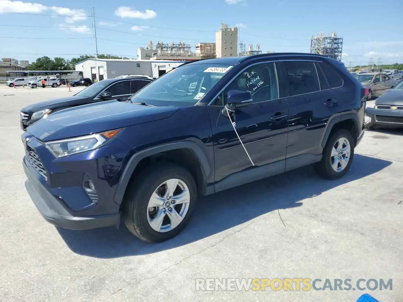 1 Photograph of a damaged car 2T3W1RFV6LW094285 TOYOTA RAV4 2020