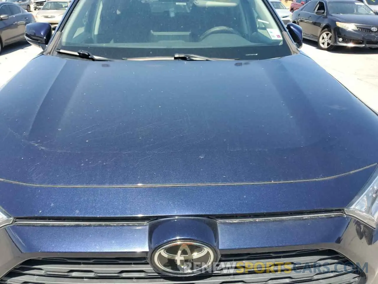 12 Photograph of a damaged car 2T3W1RFV6LW094285 TOYOTA RAV4 2020