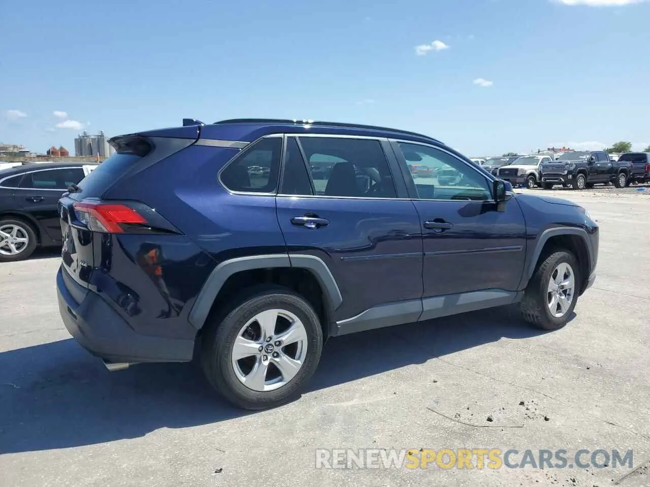 3 Photograph of a damaged car 2T3W1RFV6LW094285 TOYOTA RAV4 2020