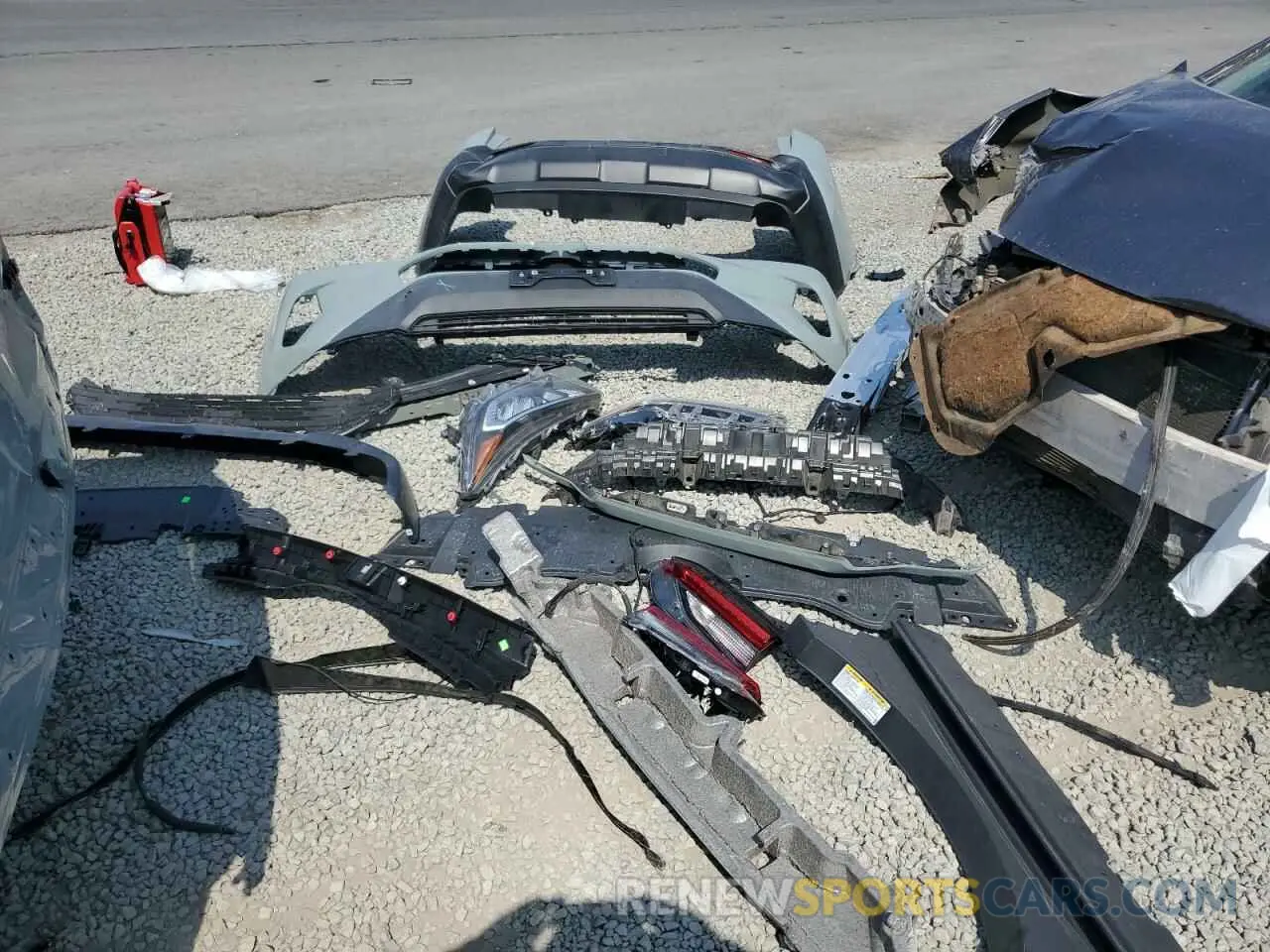 13 Photograph of a damaged car 2T3W1RFV6LW103597 TOYOTA RAV4 2020