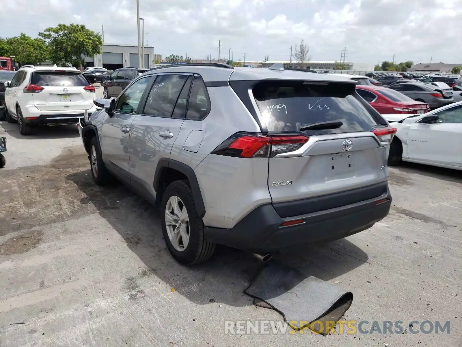 3 Photograph of a damaged car 2T3W1RFV7LC034856 TOYOTA RAV4 2020