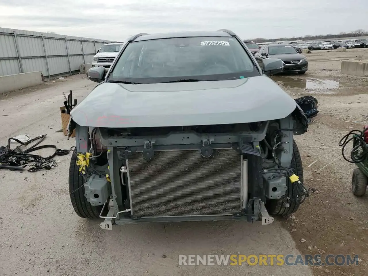 5 Photograph of a damaged car 2T3W1RFV7LC043878 TOYOTA RAV4 2020