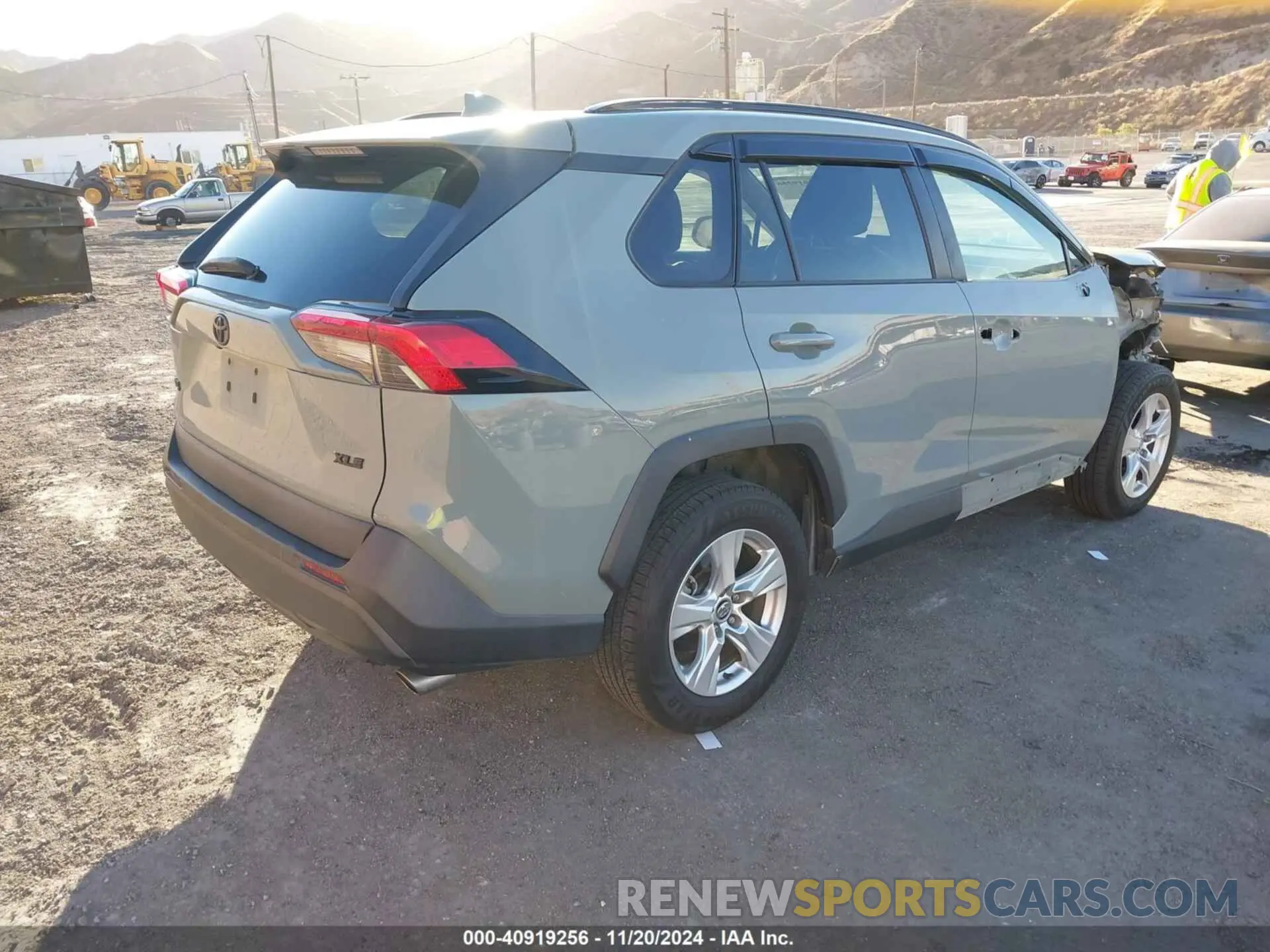 4 Photograph of a damaged car 2T3W1RFV7LC045954 TOYOTA RAV4 2020