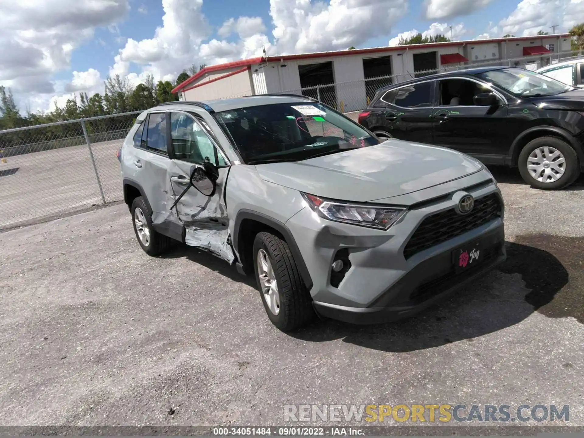 1 Photograph of a damaged car 2T3W1RFV7LC046215 TOYOTA RAV4 2020