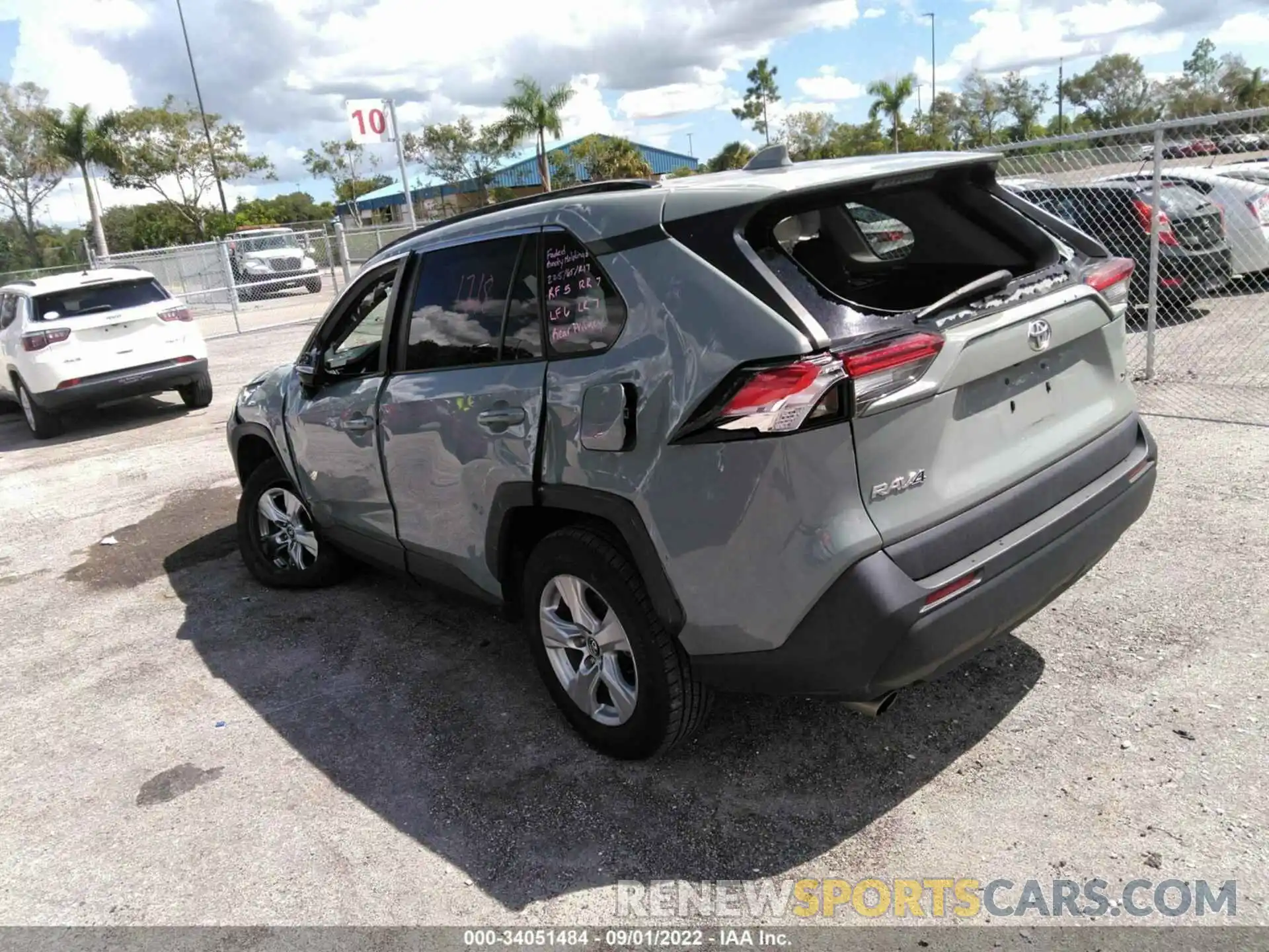 3 Photograph of a damaged car 2T3W1RFV7LC046215 TOYOTA RAV4 2020