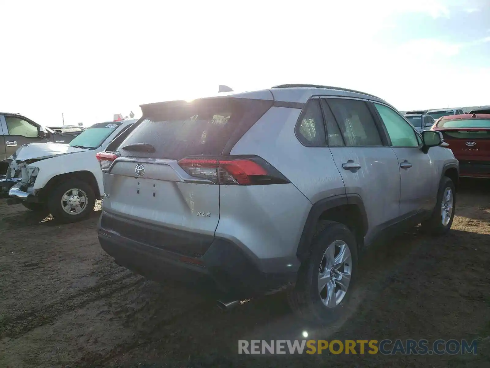 4 Photograph of a damaged car 2T3W1RFV7LC048336 TOYOTA RAV4 2020