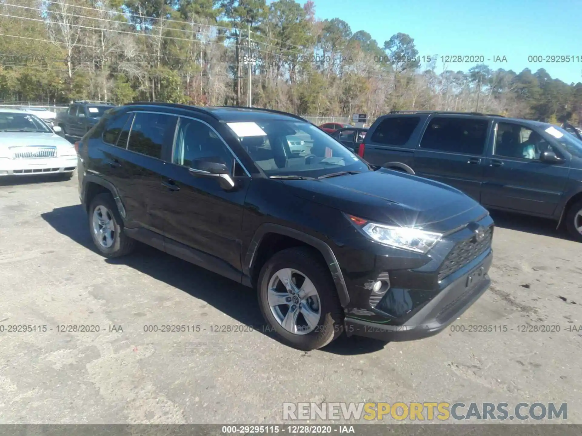 1 Photograph of a damaged car 2T3W1RFV7LC055724 TOYOTA RAV4 2020