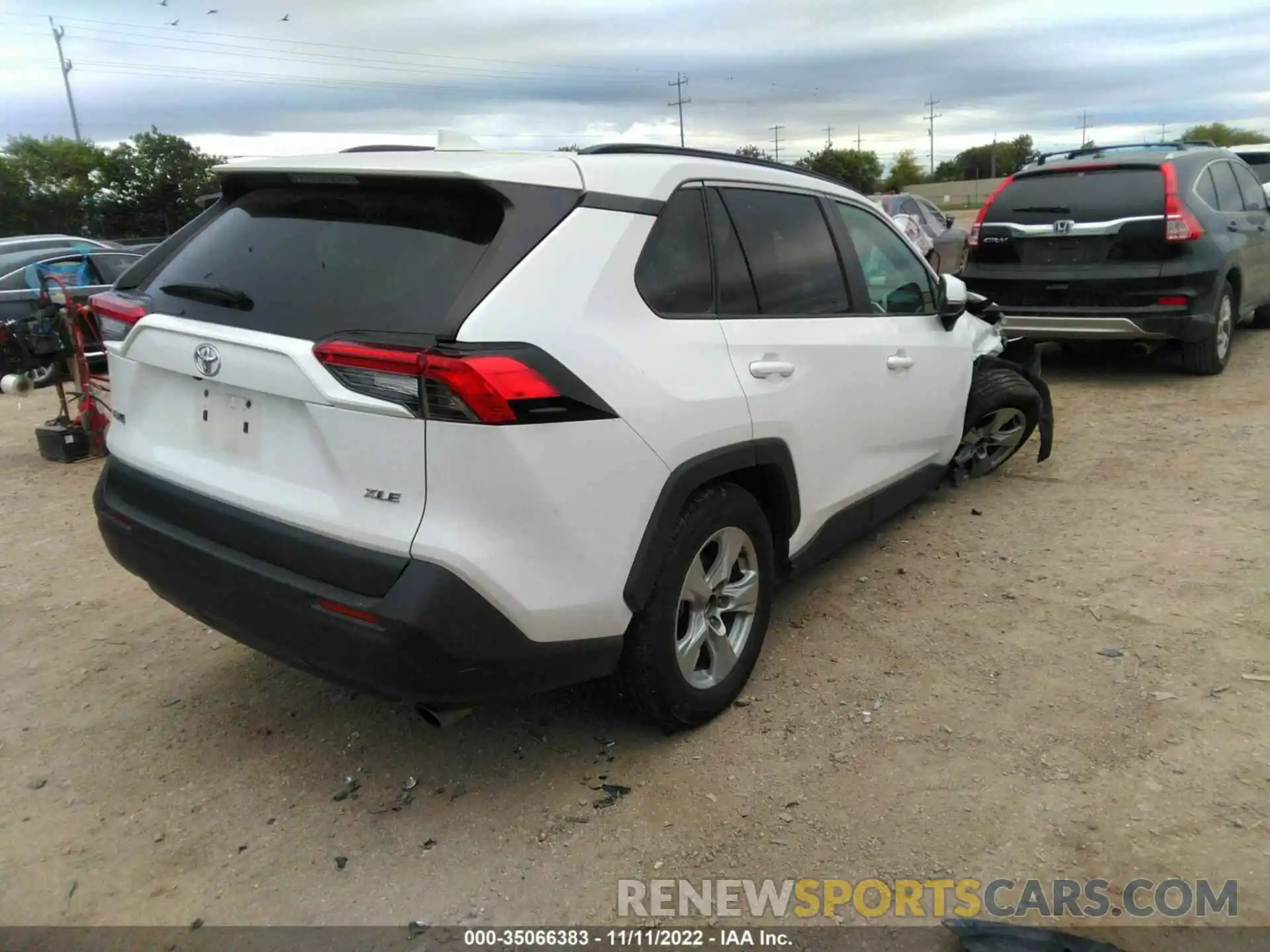 4 Photograph of a damaged car 2T3W1RFV7LC058753 TOYOTA RAV4 2020