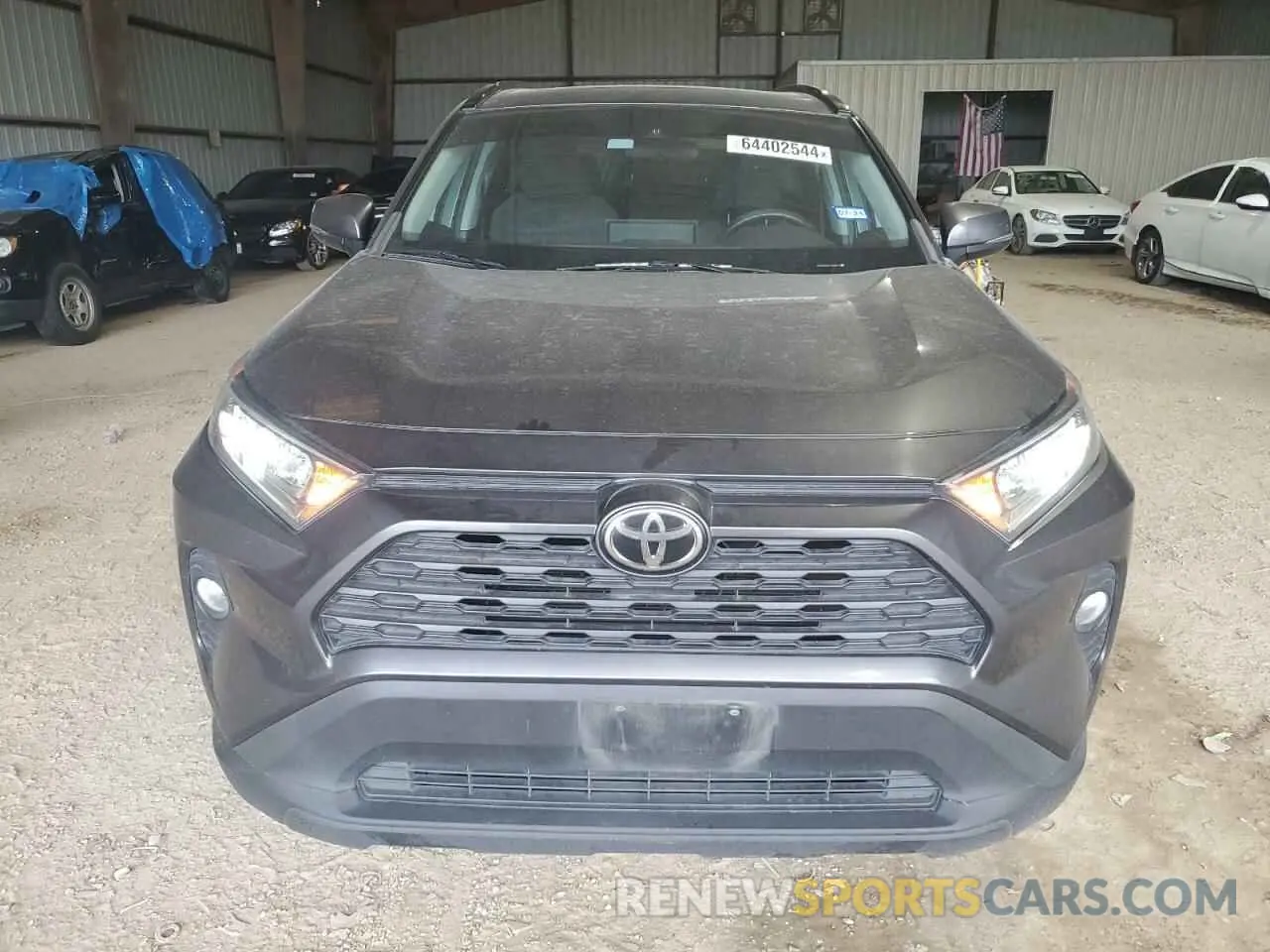 5 Photograph of a damaged car 2T3W1RFV7LC069817 TOYOTA RAV4 2020