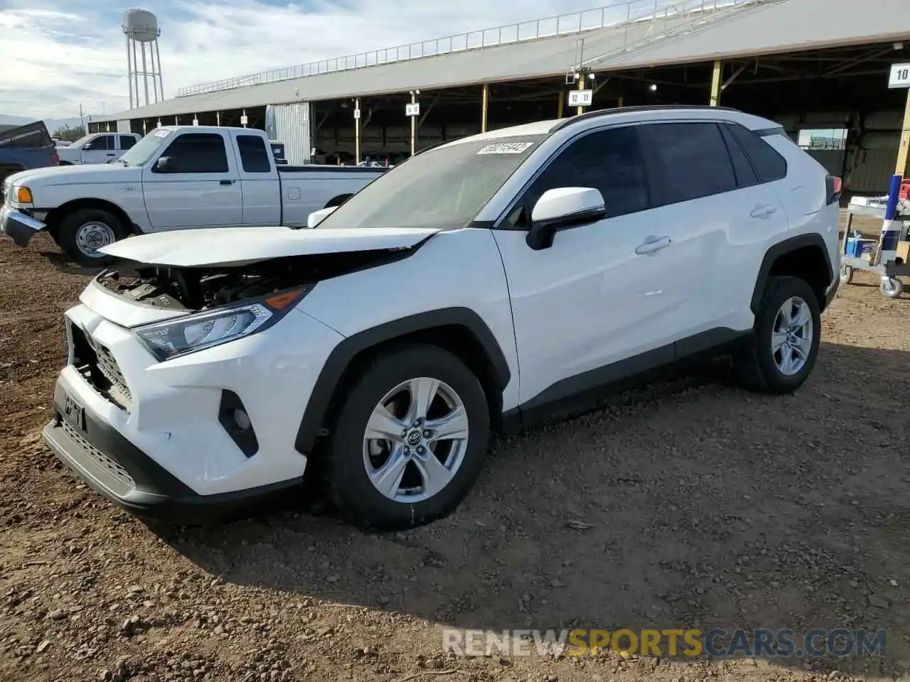 1 Photograph of a damaged car 2T3W1RFV7LW062056 TOYOTA RAV4 2020