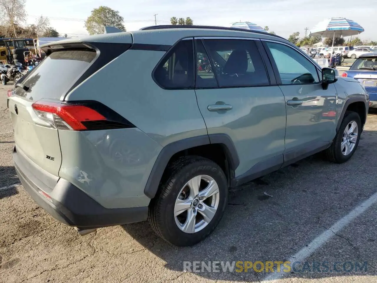3 Photograph of a damaged car 2T3W1RFV7LW074420 TOYOTA RAV4 2020