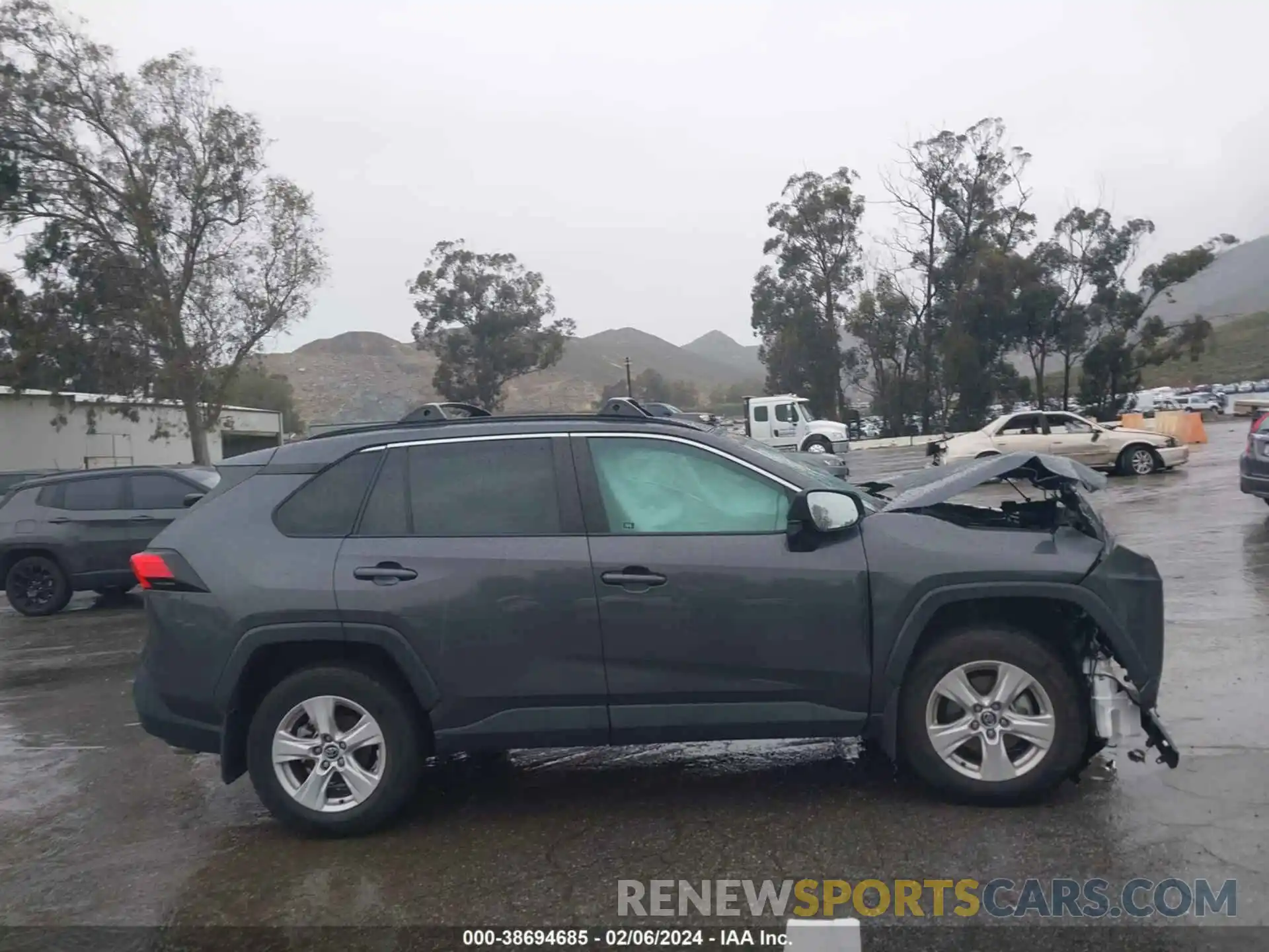 13 Photograph of a damaged car 2T3W1RFV7LW077186 TOYOTA RAV4 2020