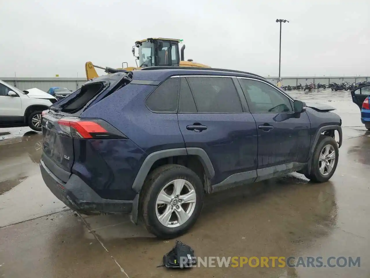 3 Photograph of a damaged car 2T3W1RFV7LW080766 TOYOTA RAV4 2020