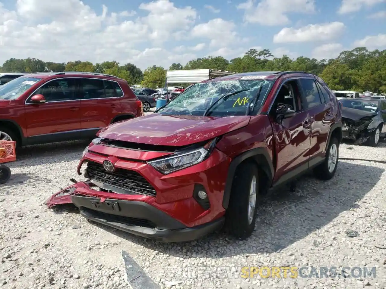 2 Photograph of a damaged car 2T3W1RFV7LW084851 TOYOTA RAV4 2020